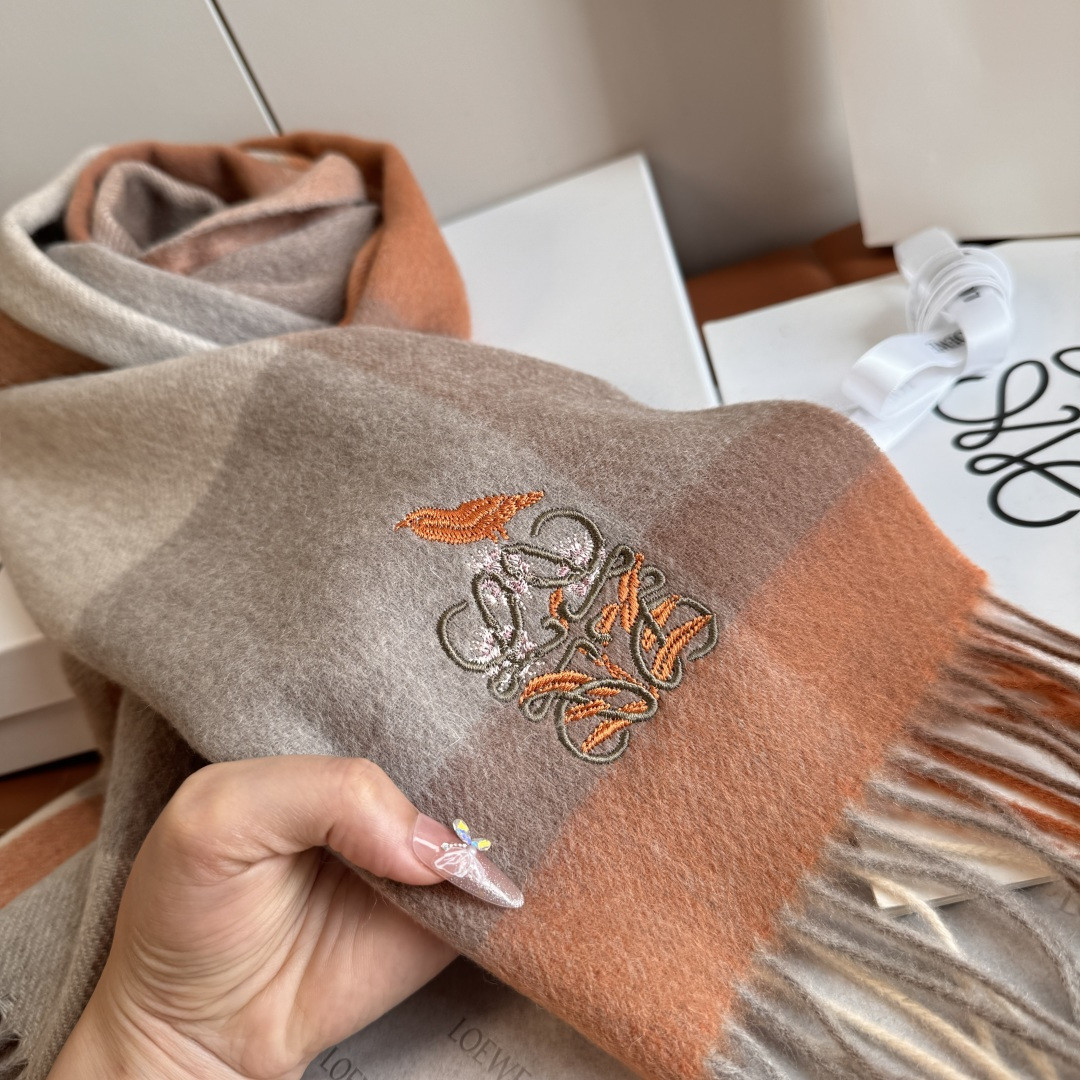 L0ew* scarf 30x180cm