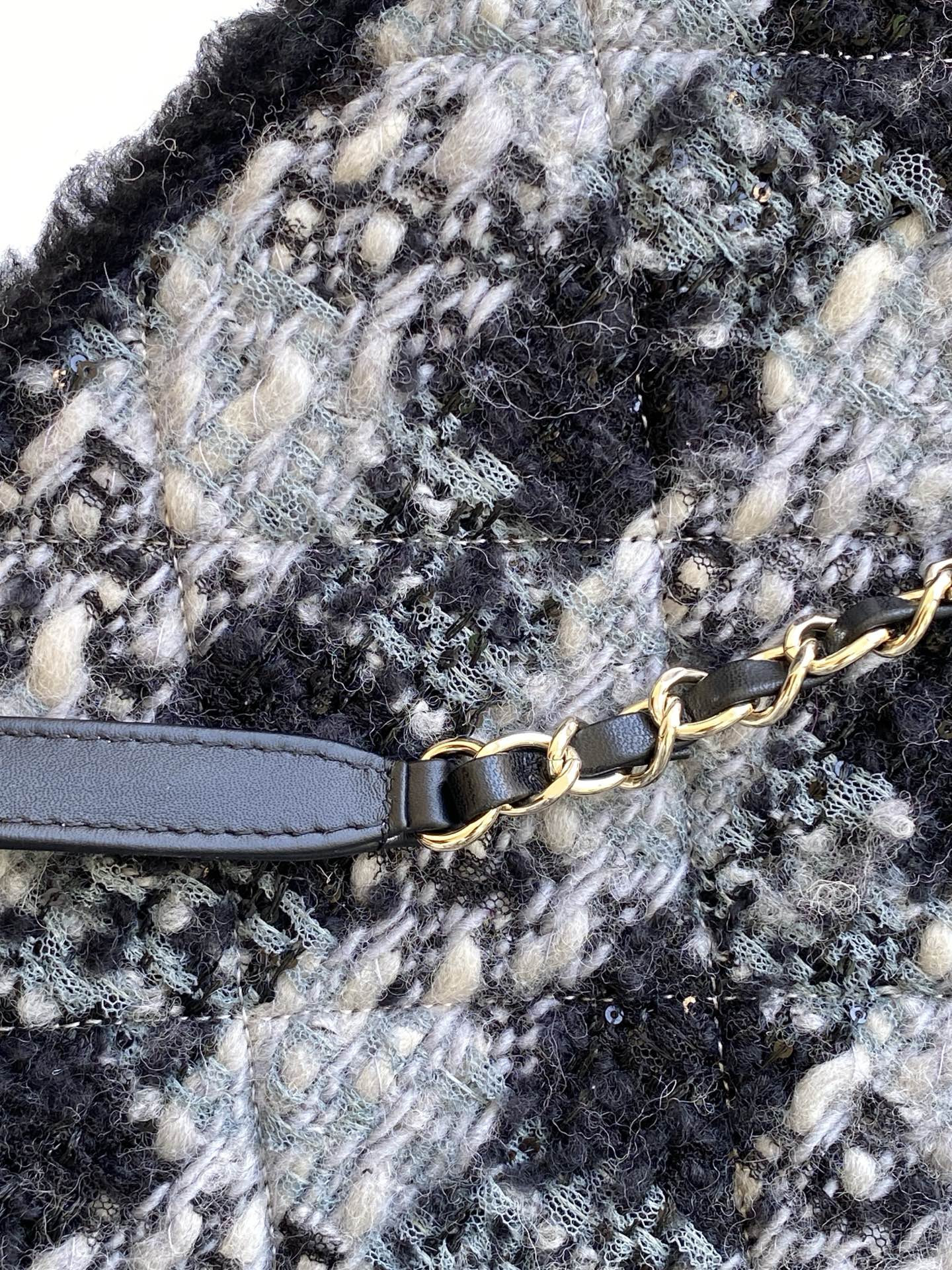 Ch**el Shopping Bag 27.5x39.5x16cm