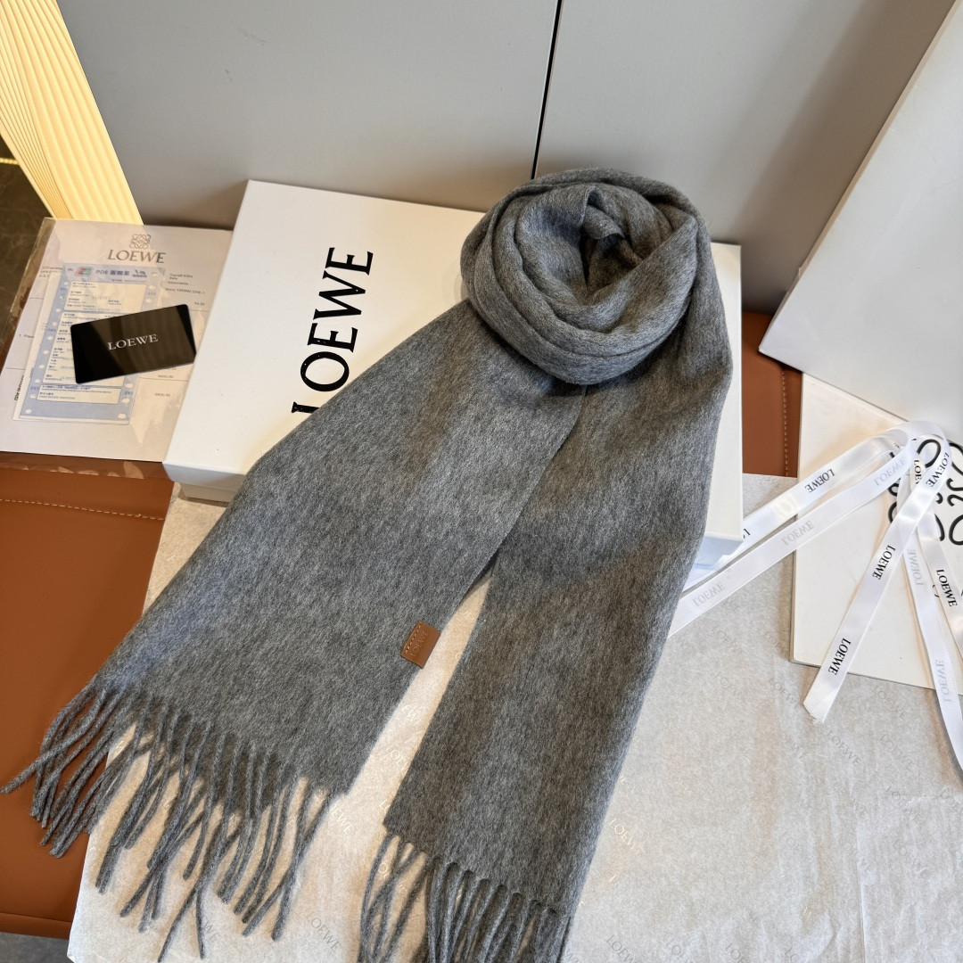 L0ew* scarf 30x180cm