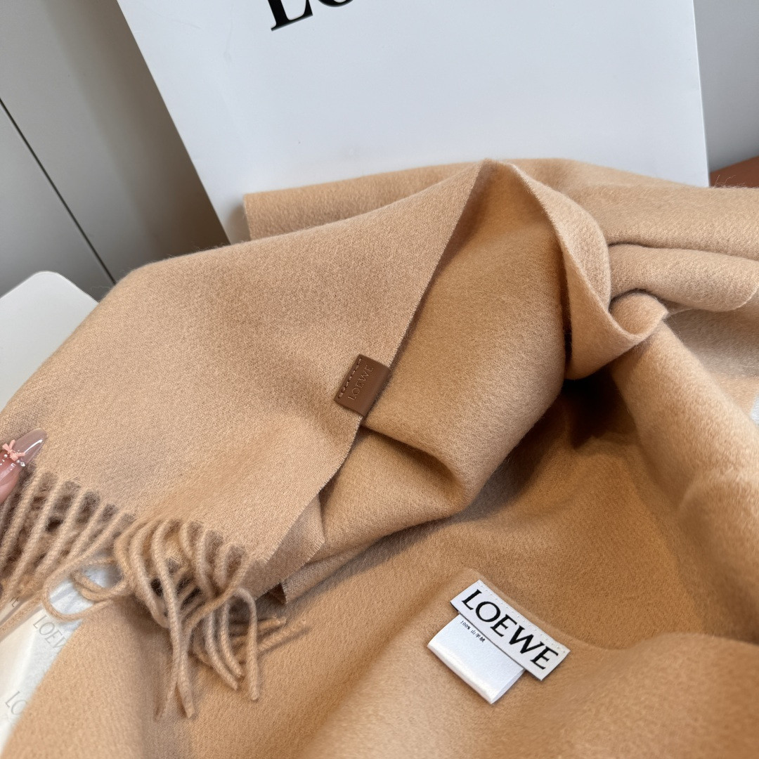 L0ew* scarf 30x180cm