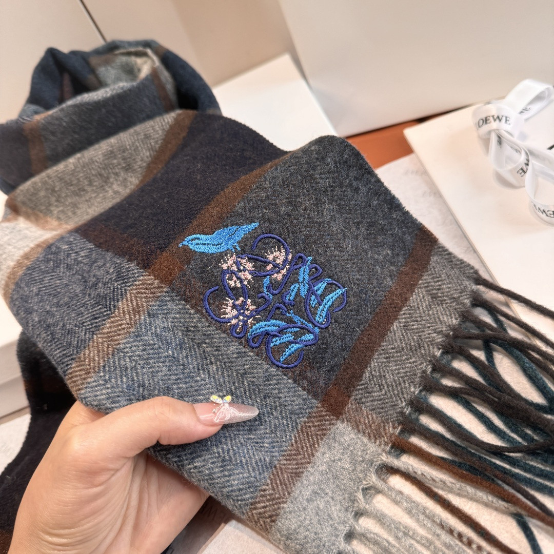 L0ew* scarf 30x180cm