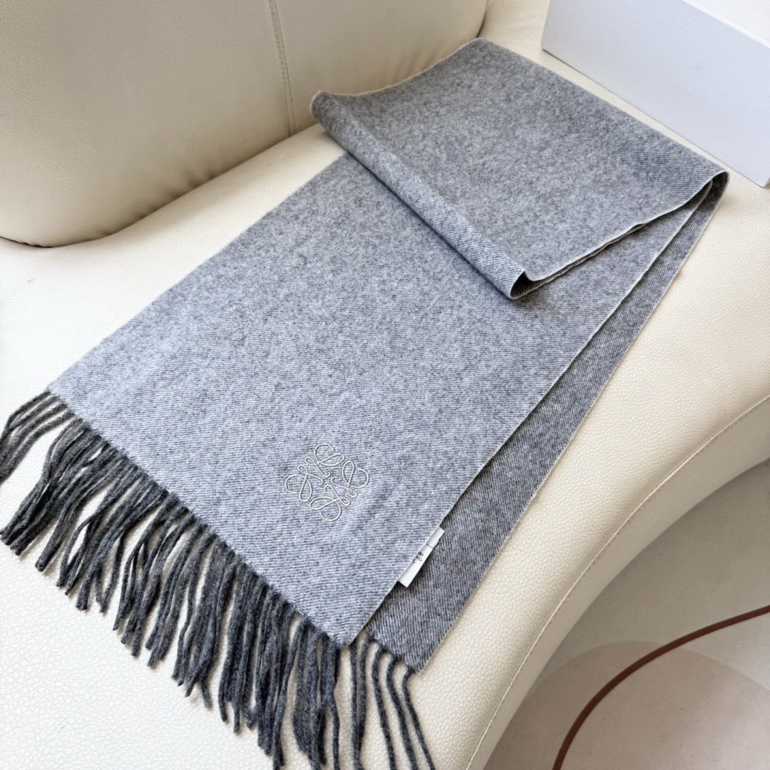 L0ew* scarf 32x180cm