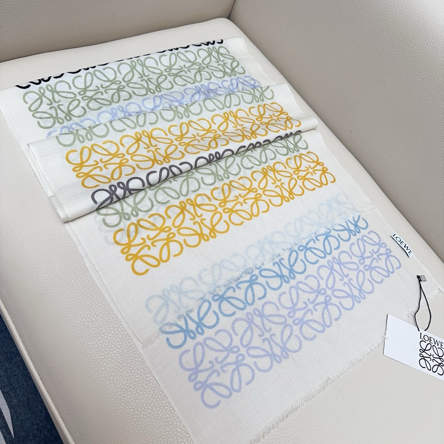 L0ew* scarf 42x190cm