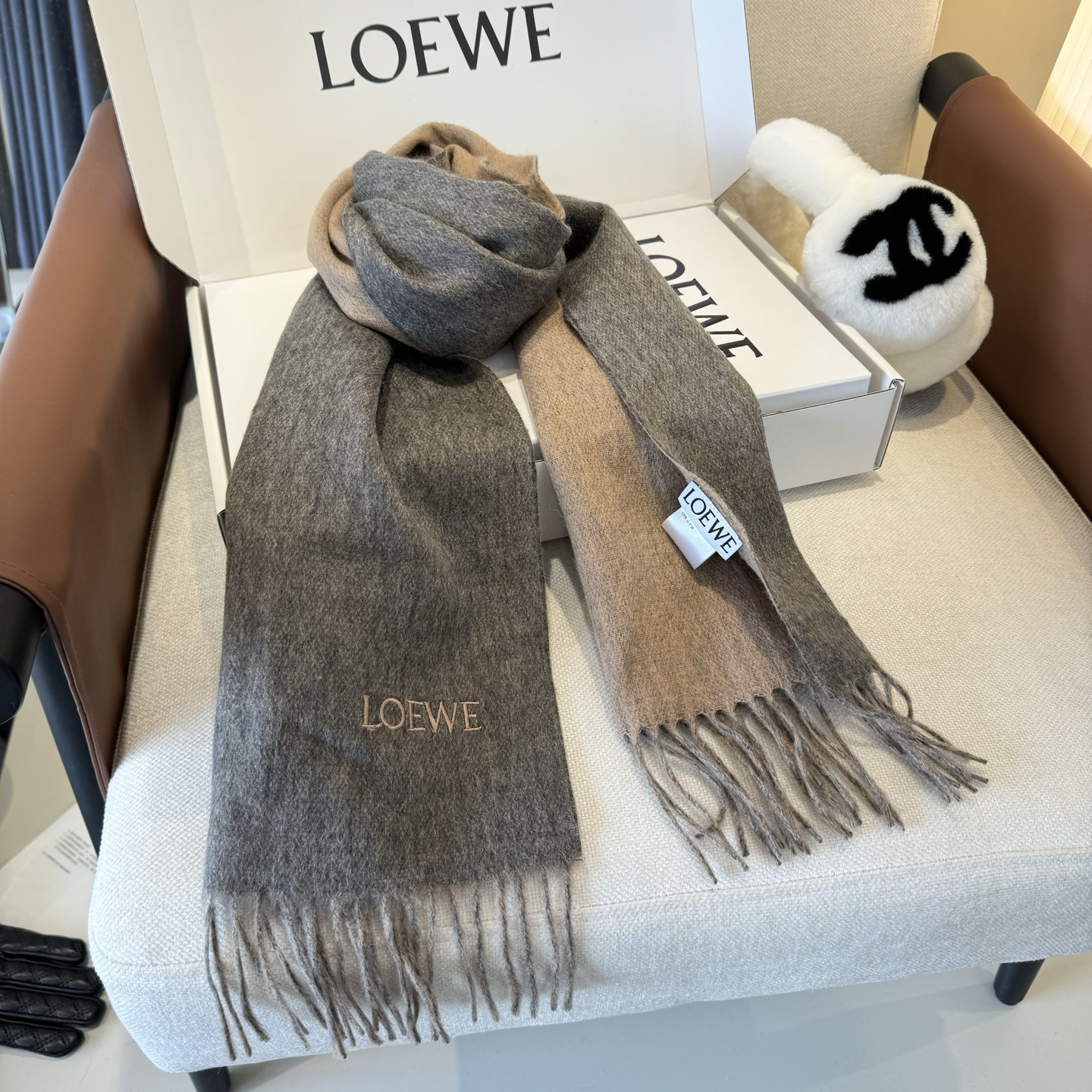 L0ew* scarf 30x180cm