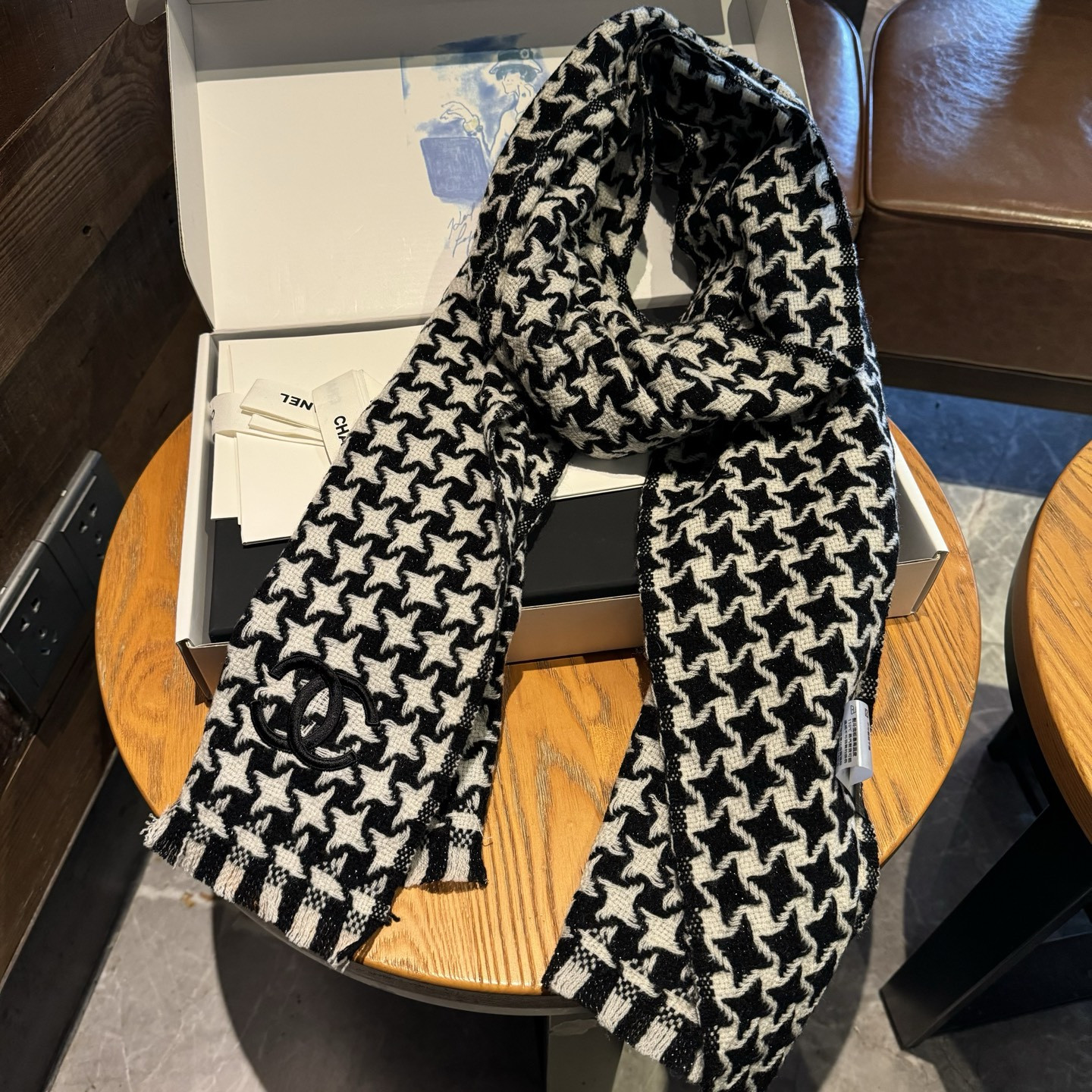 Ch**el scarf 45x200cm 100% cashmere