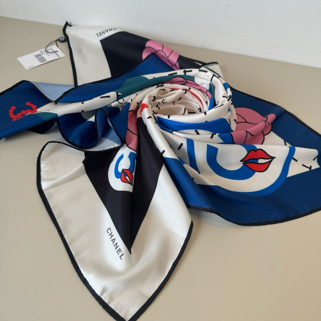 Ch**el scarf 90x90cm