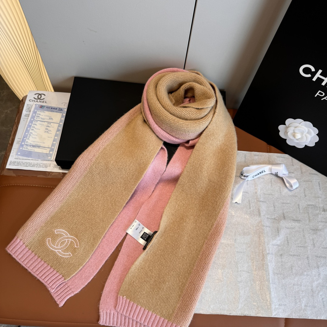 Ch**el scarf 30x190cm