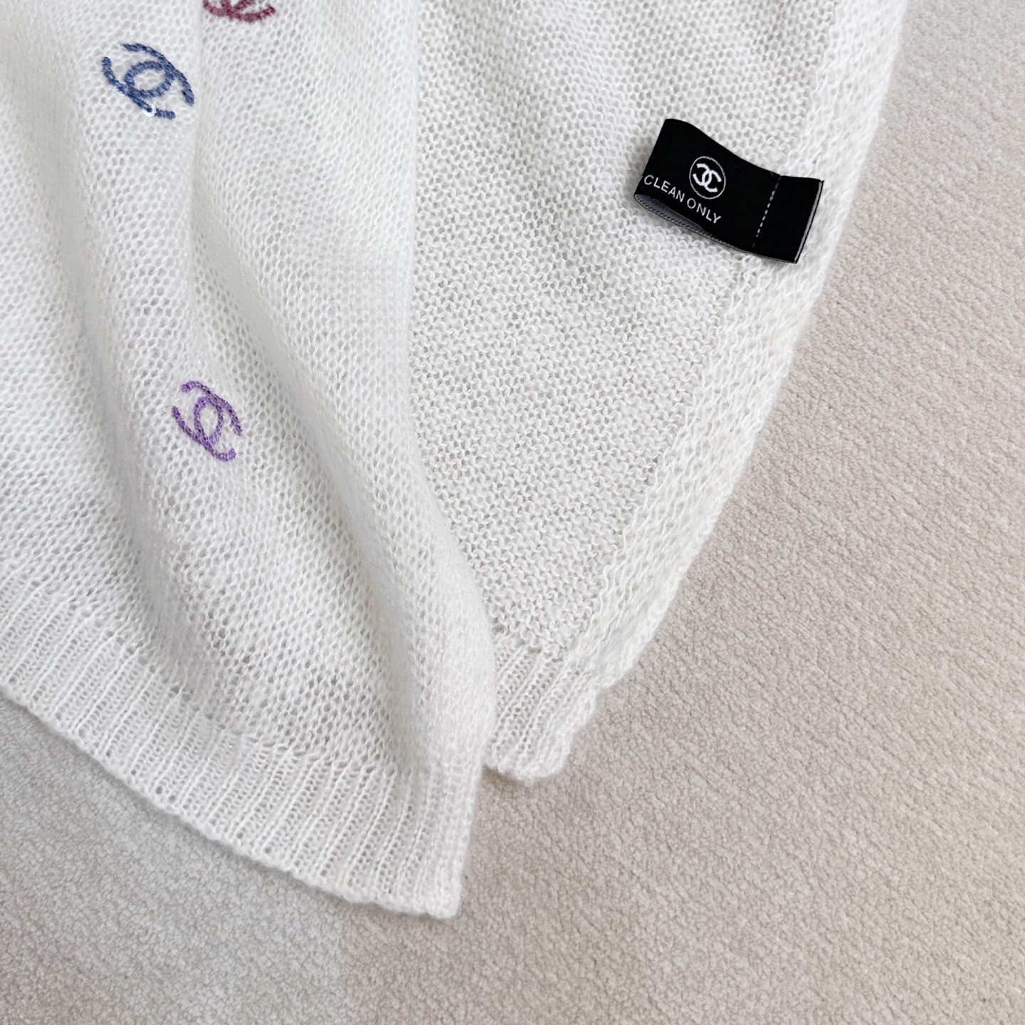 Ch**el scarf 65x180cm 60% cashmere 40% mulberry silk