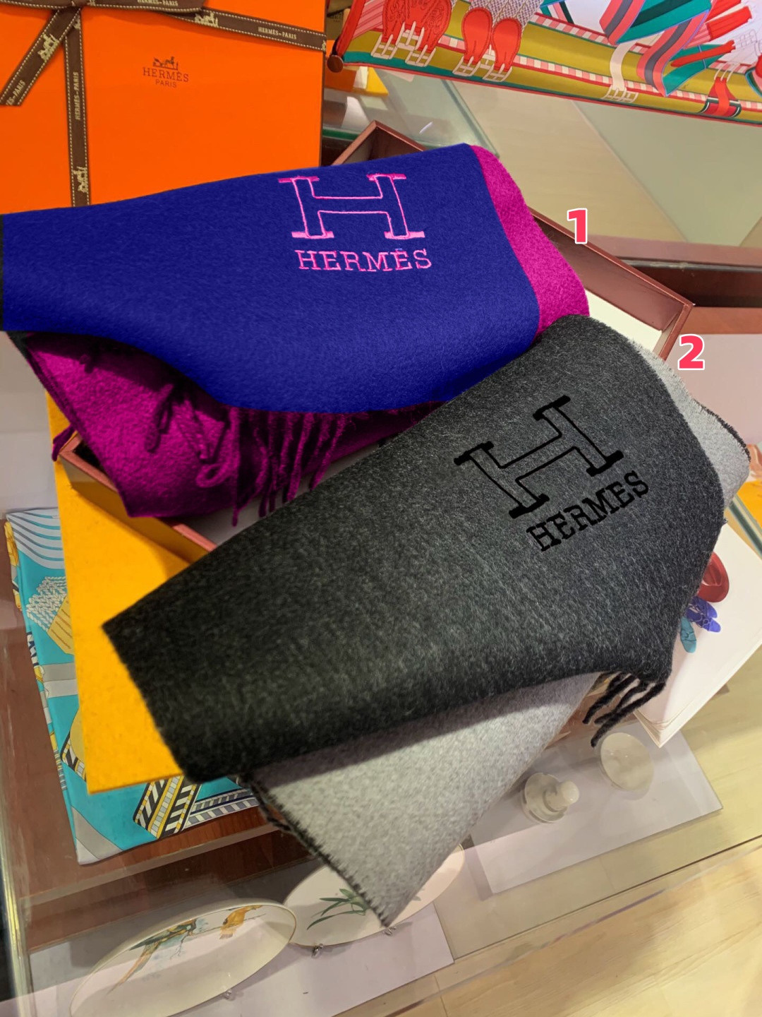 H**me5 scarf 30x200cm