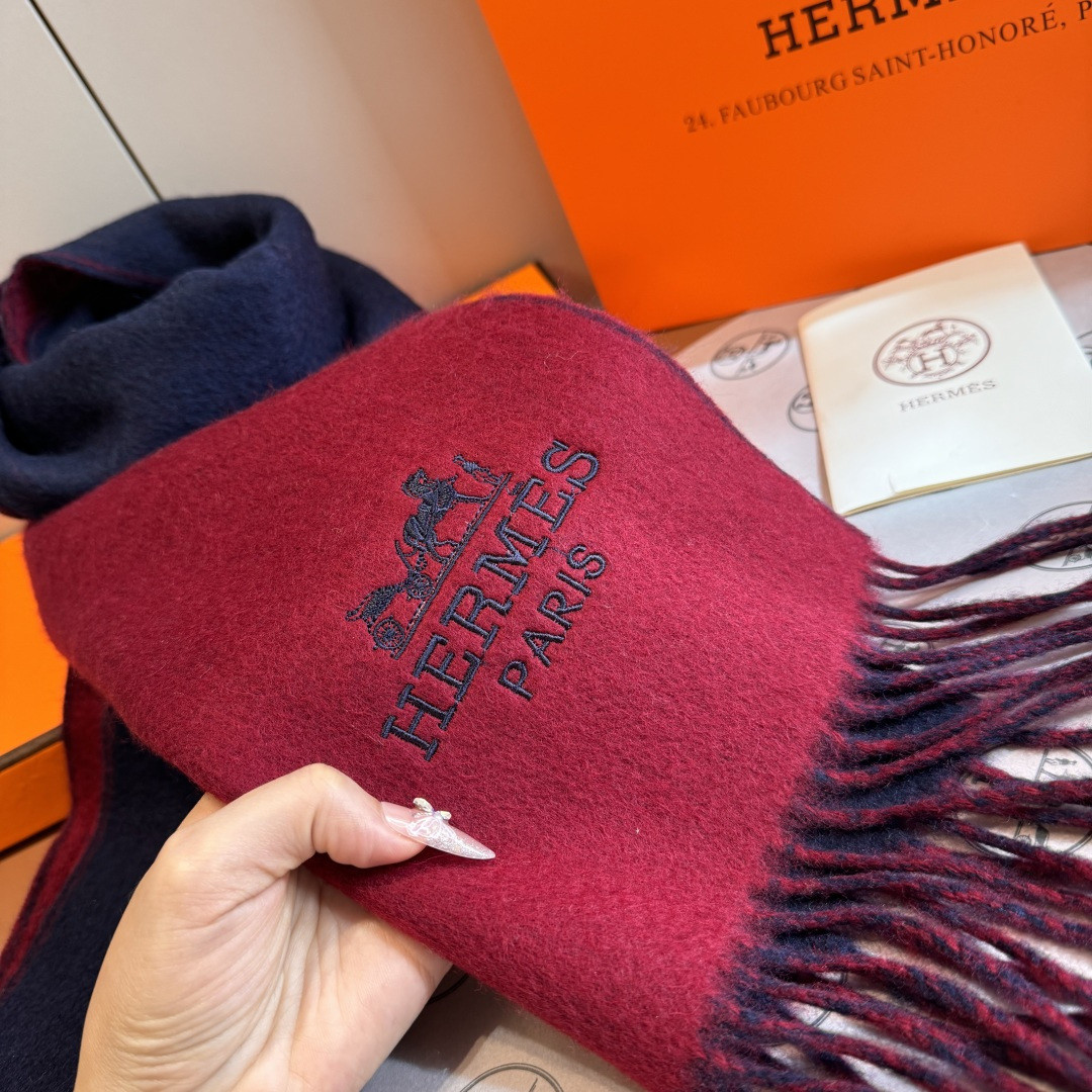 H**me5 scarf 30x180cm