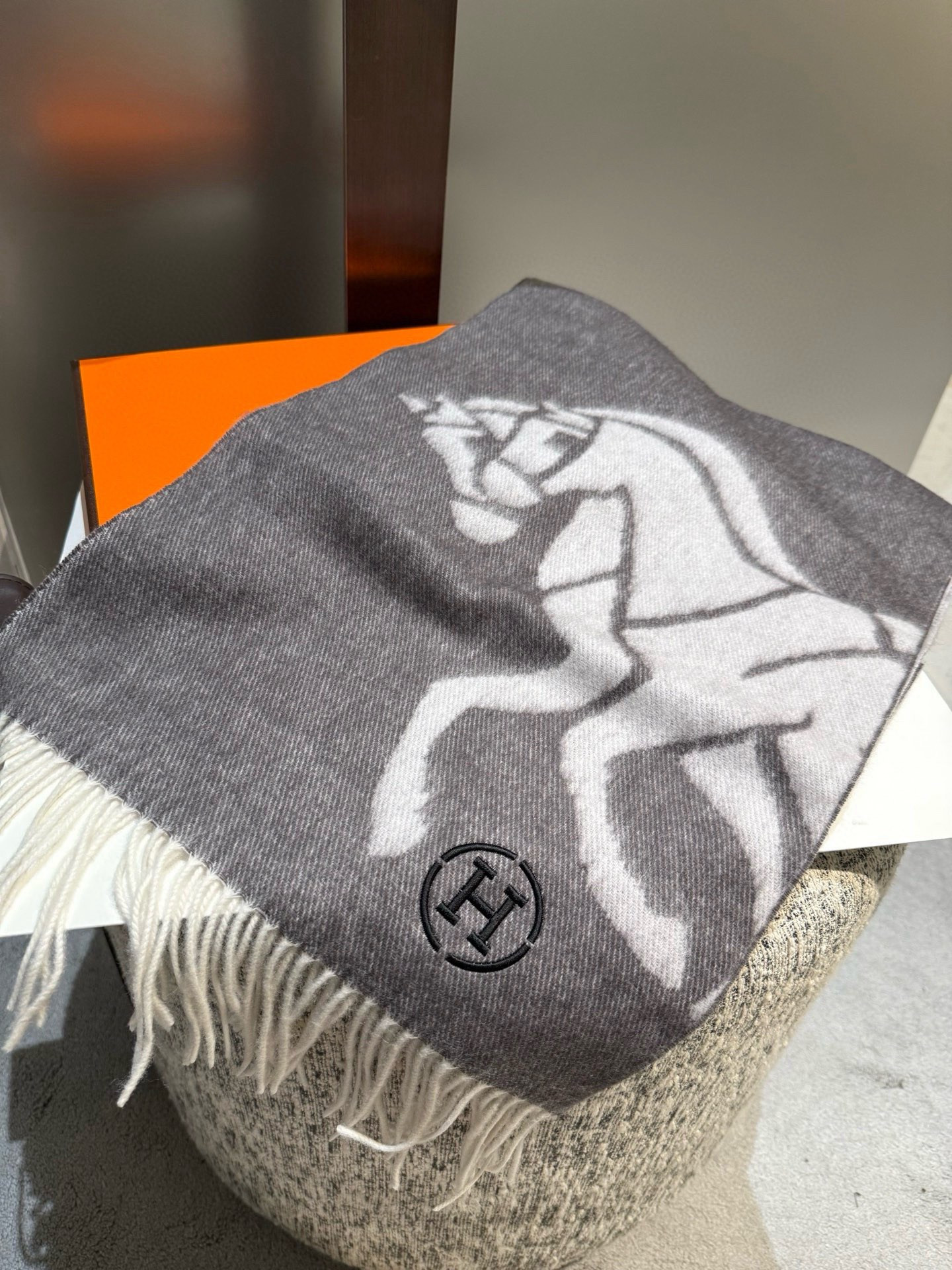 H**me5 scarf 30x180cm 100% wool