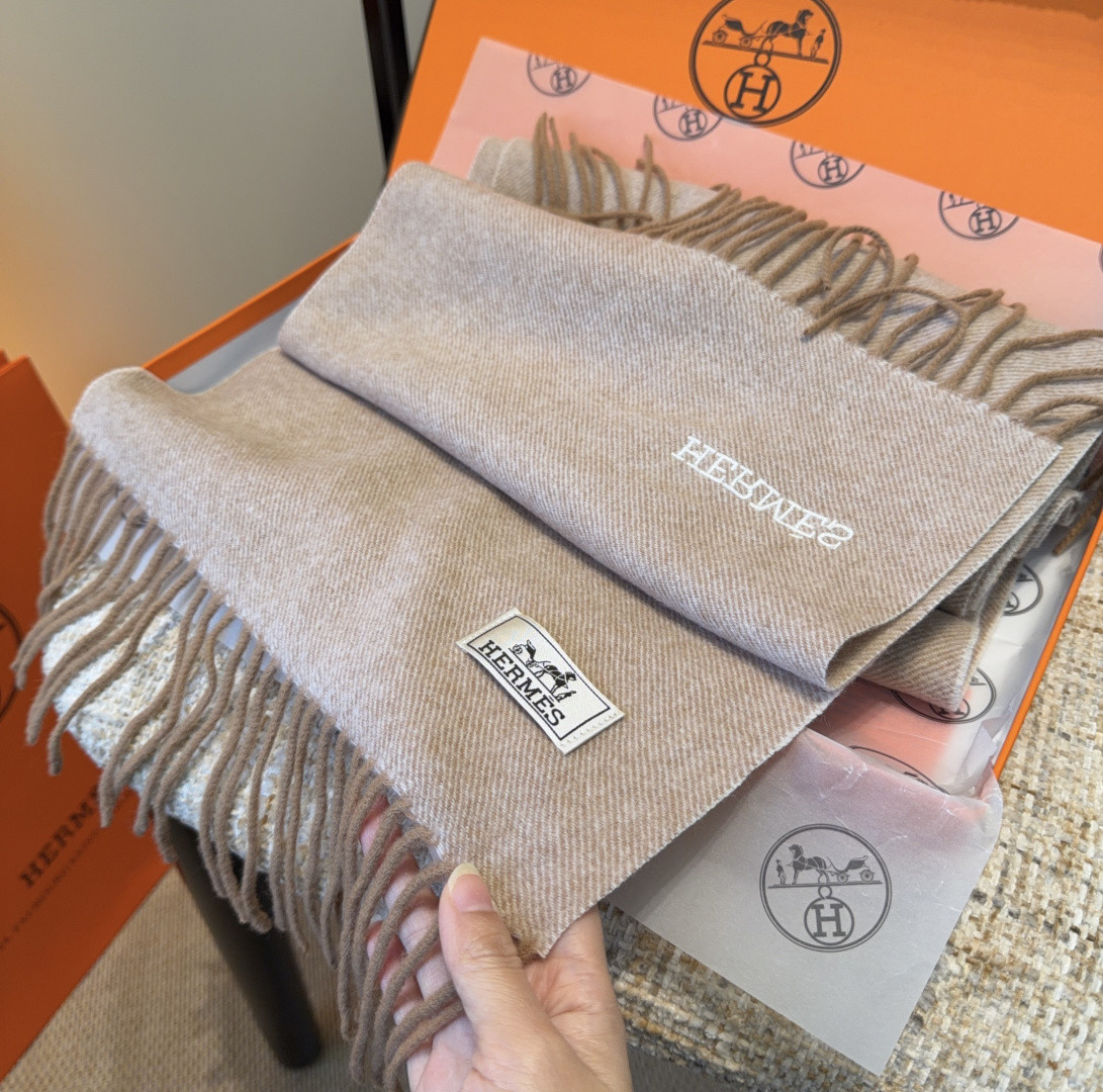 H**me5 scarf 35x190cm