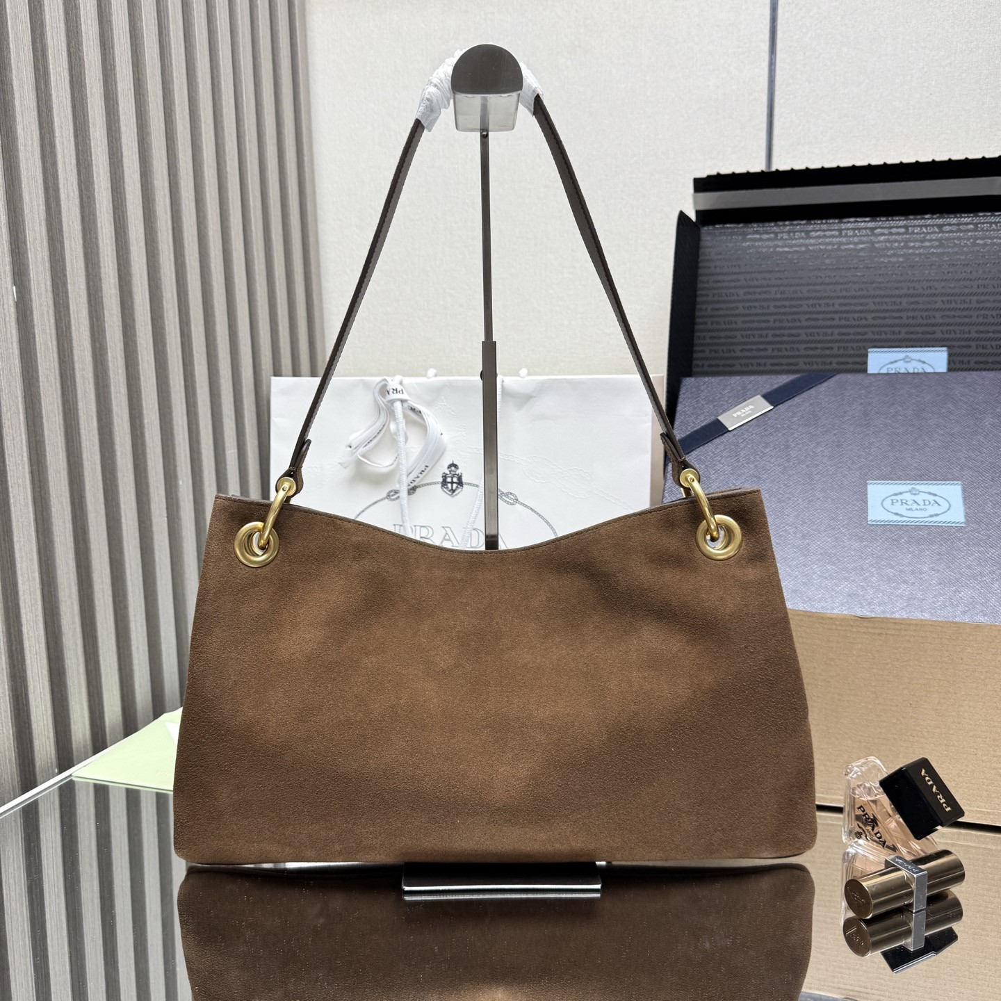 Pra*a Etude Large Suede Shoulder Bag 24.5x40.5cm