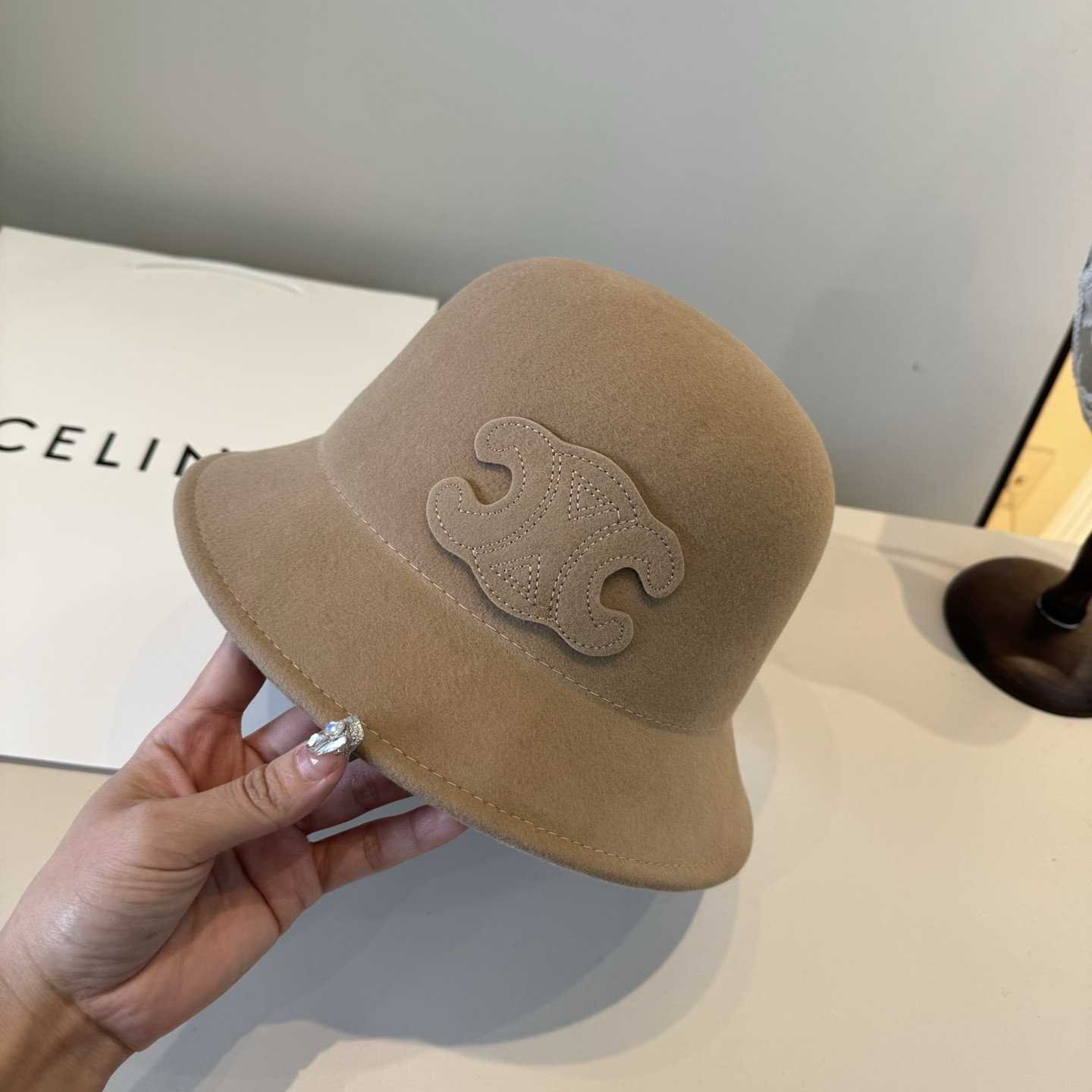 Ce1i*e wool bucket hat 57cm head circumference