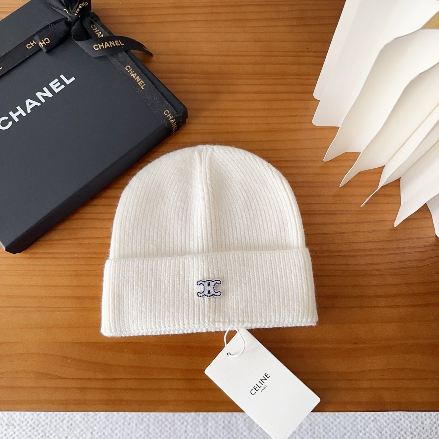 Ce1i*e beanie