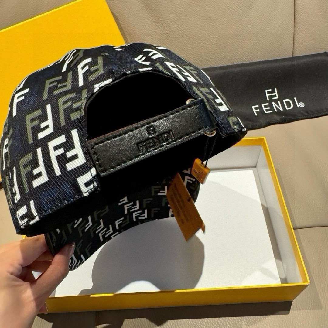 F**di baseball cap