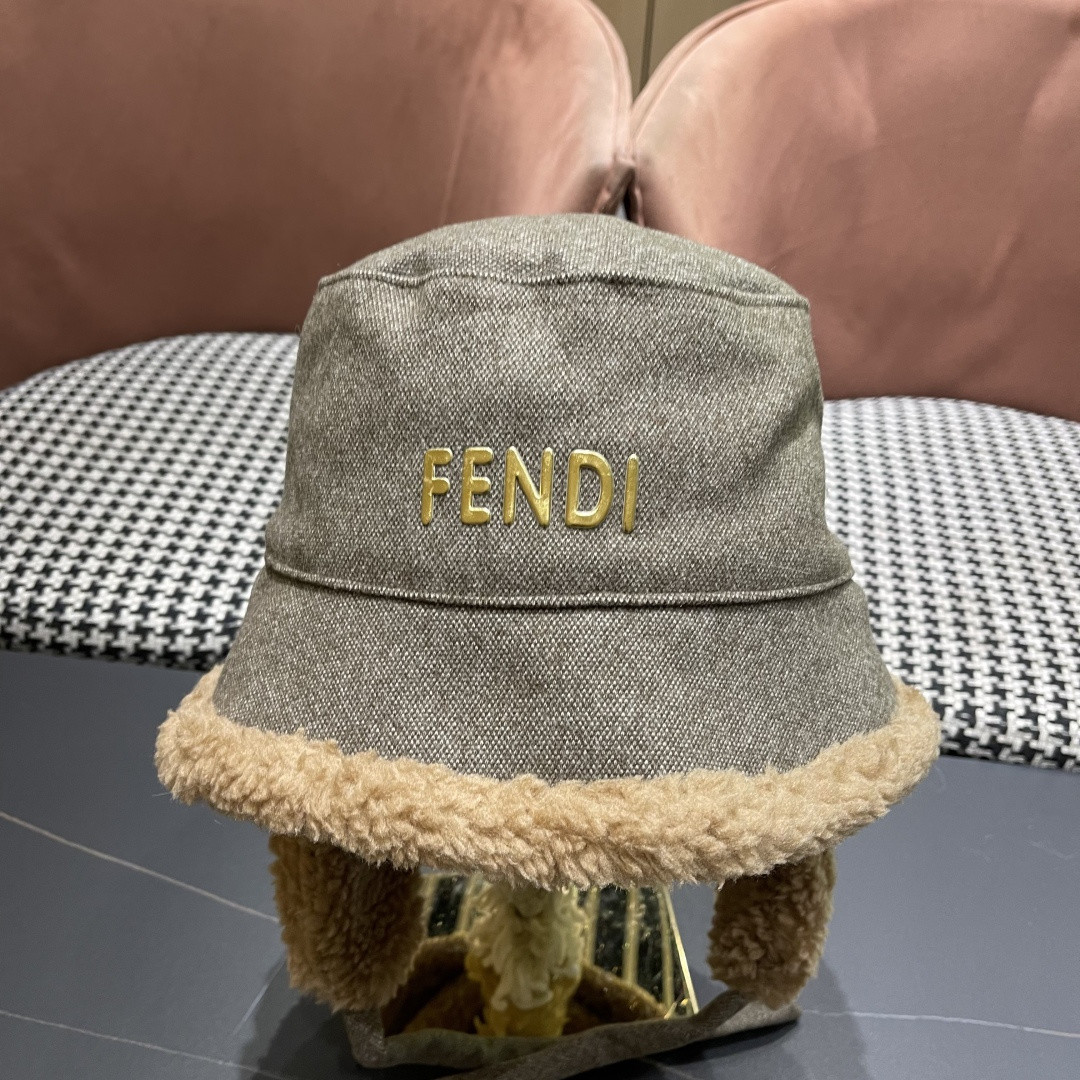 F**di bucket hat