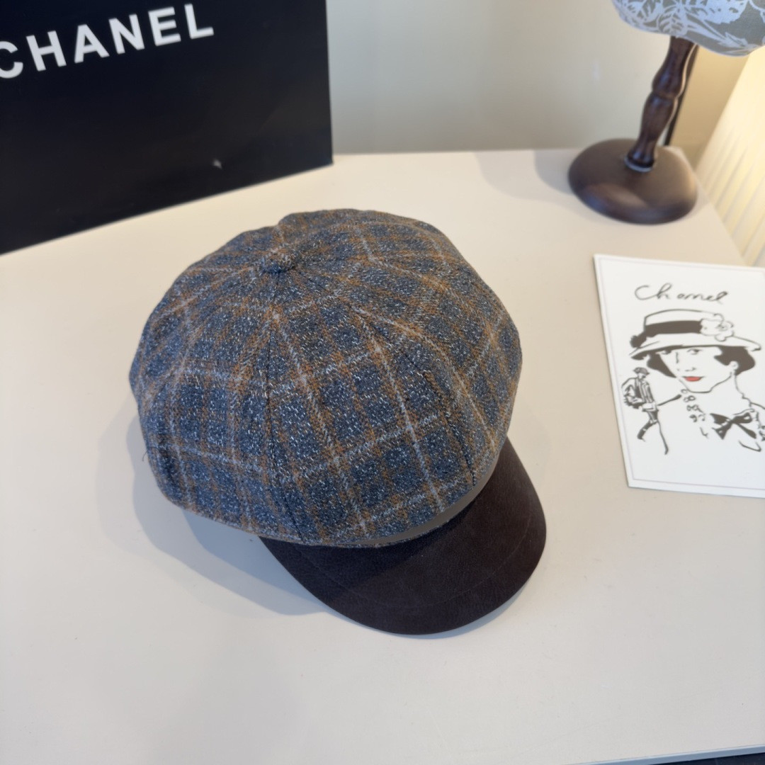 Ch**el newsboy cap 57cm head circumference