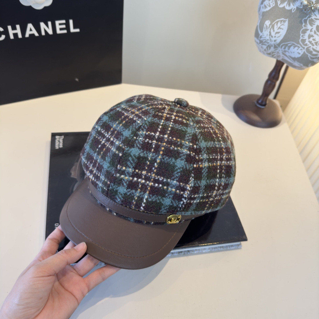 Ch**el newsboy cap 57cm head circumference