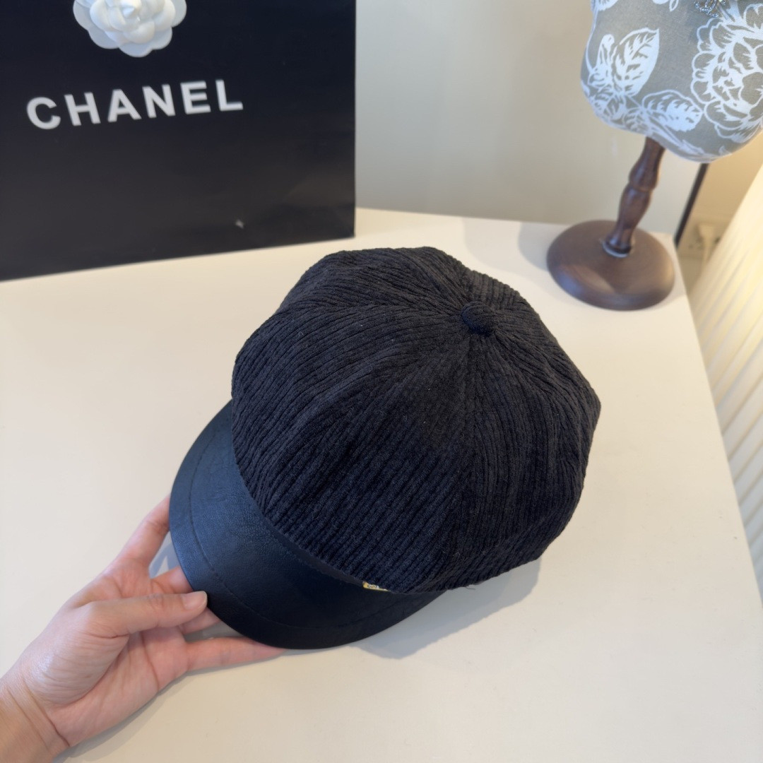 Ch**el newsboy cap 57cm head circumference