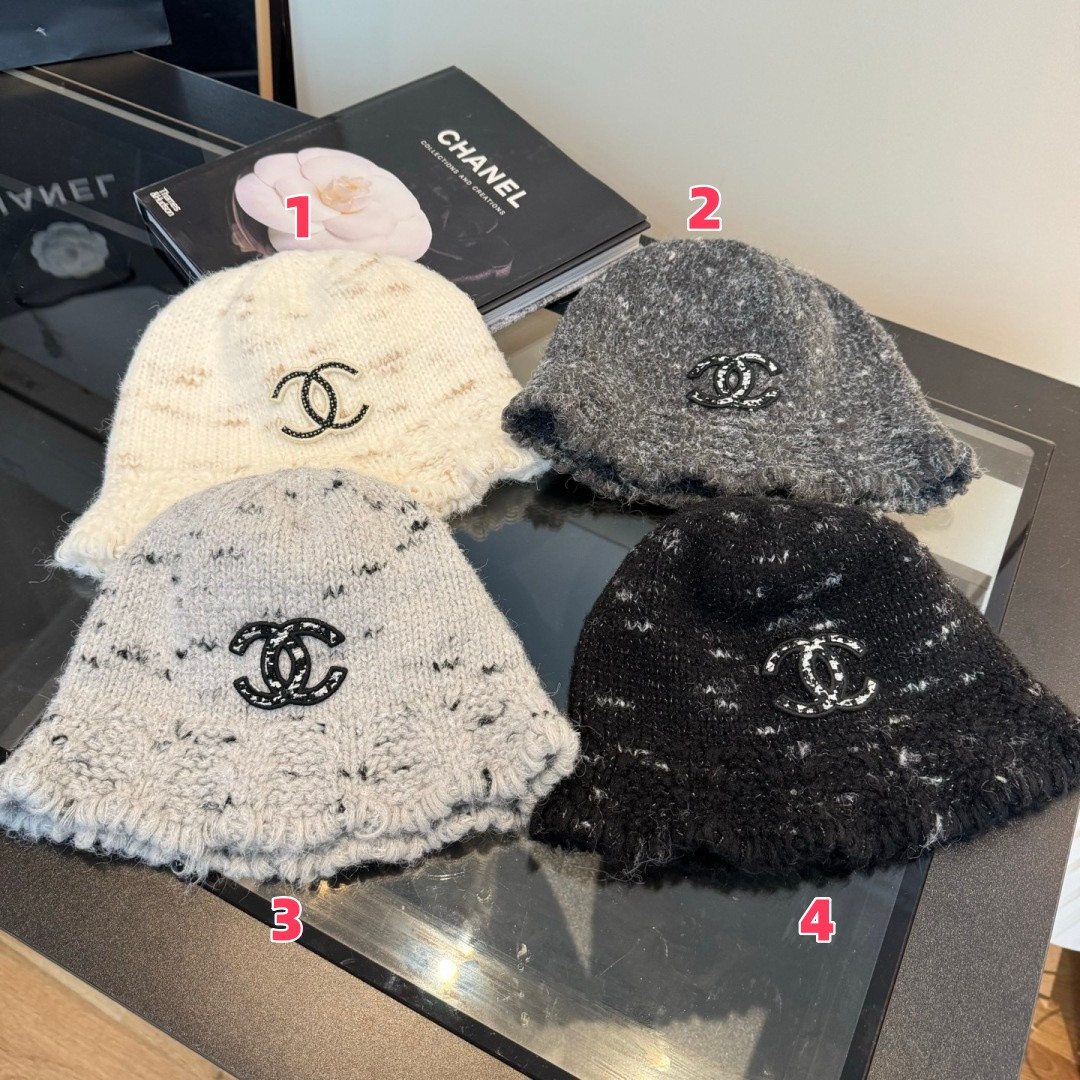 Ch**el knit bucket hat
