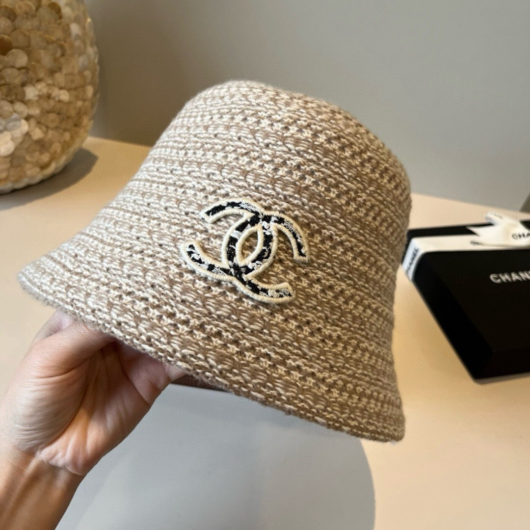Ch**el knit bucket hat
