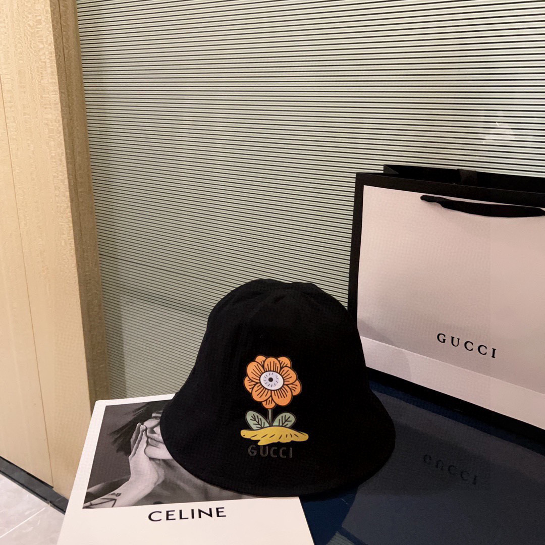 Gvc*1 bucket hat
