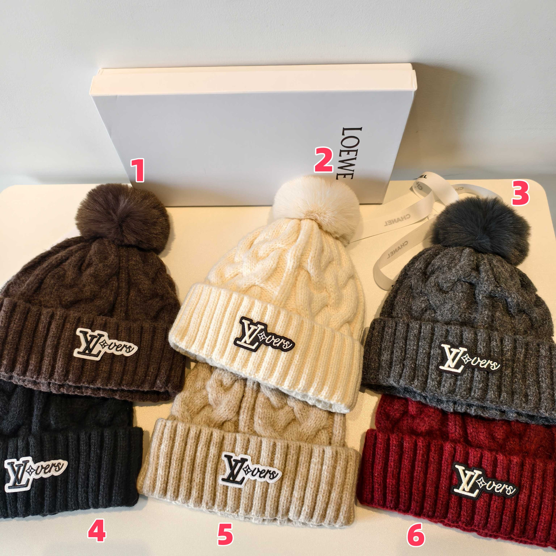 l0vis Vvtt0n beanie