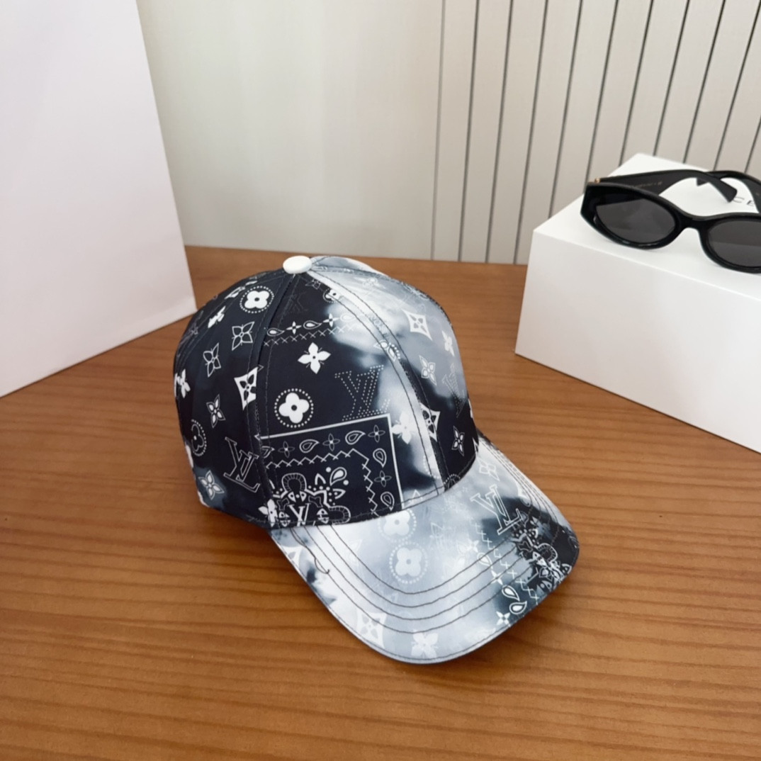 l0vis Vvtt0n baseball cap