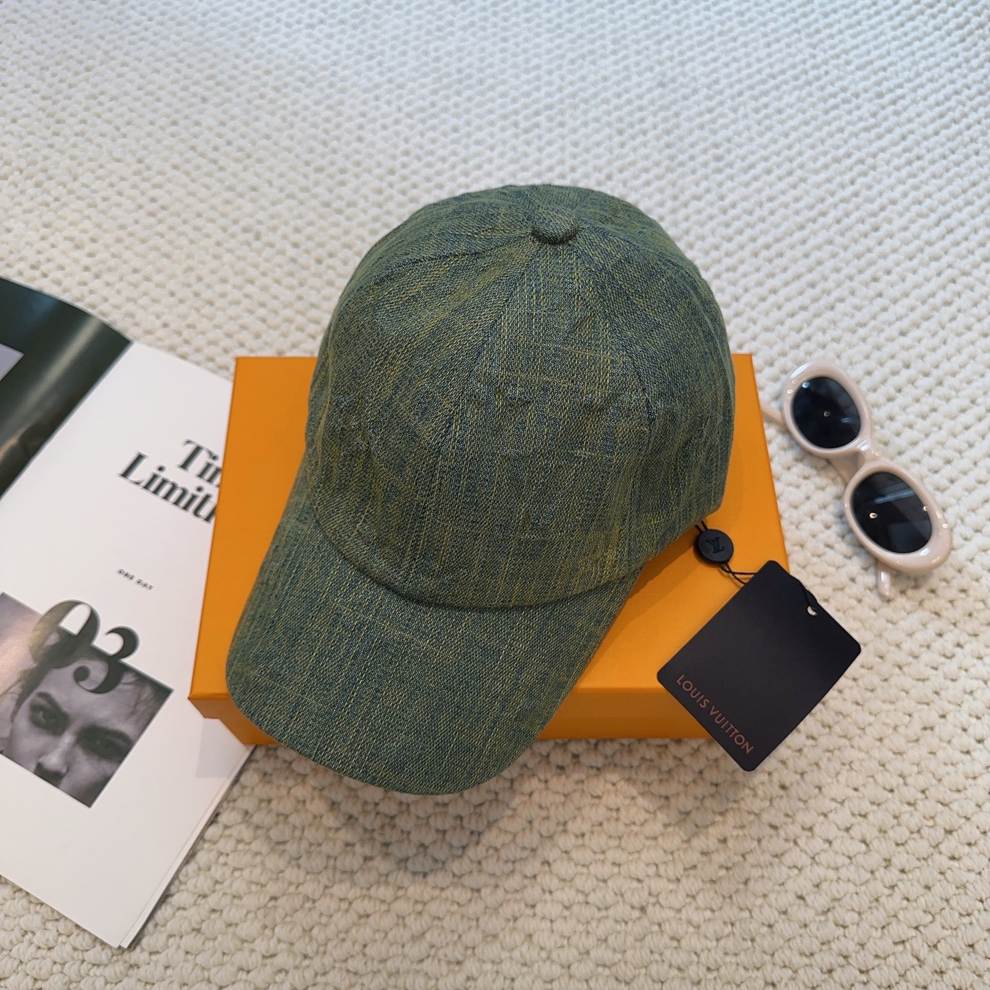 l0vis Vvtt0n baseball cap