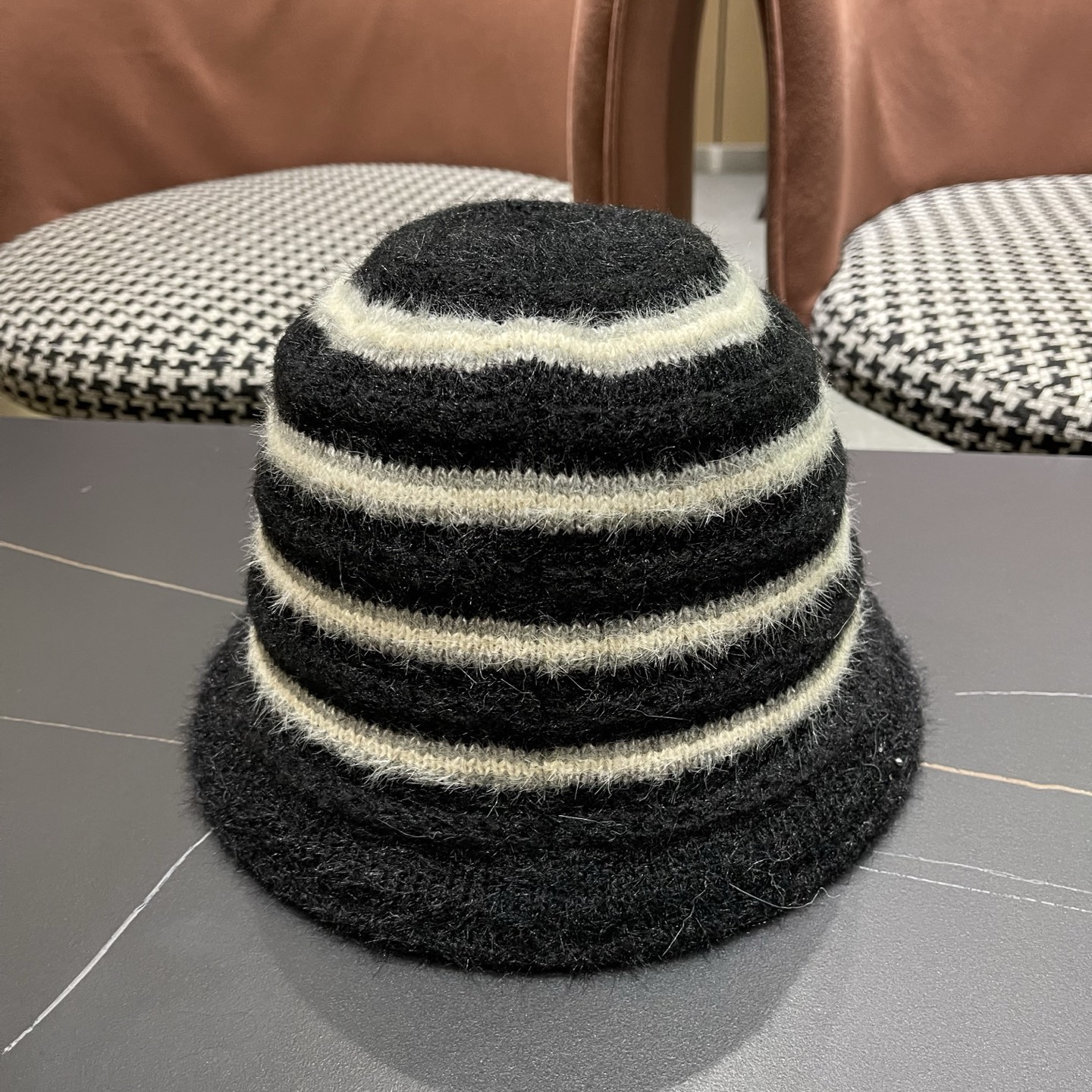 Pra*a knit bucket hat