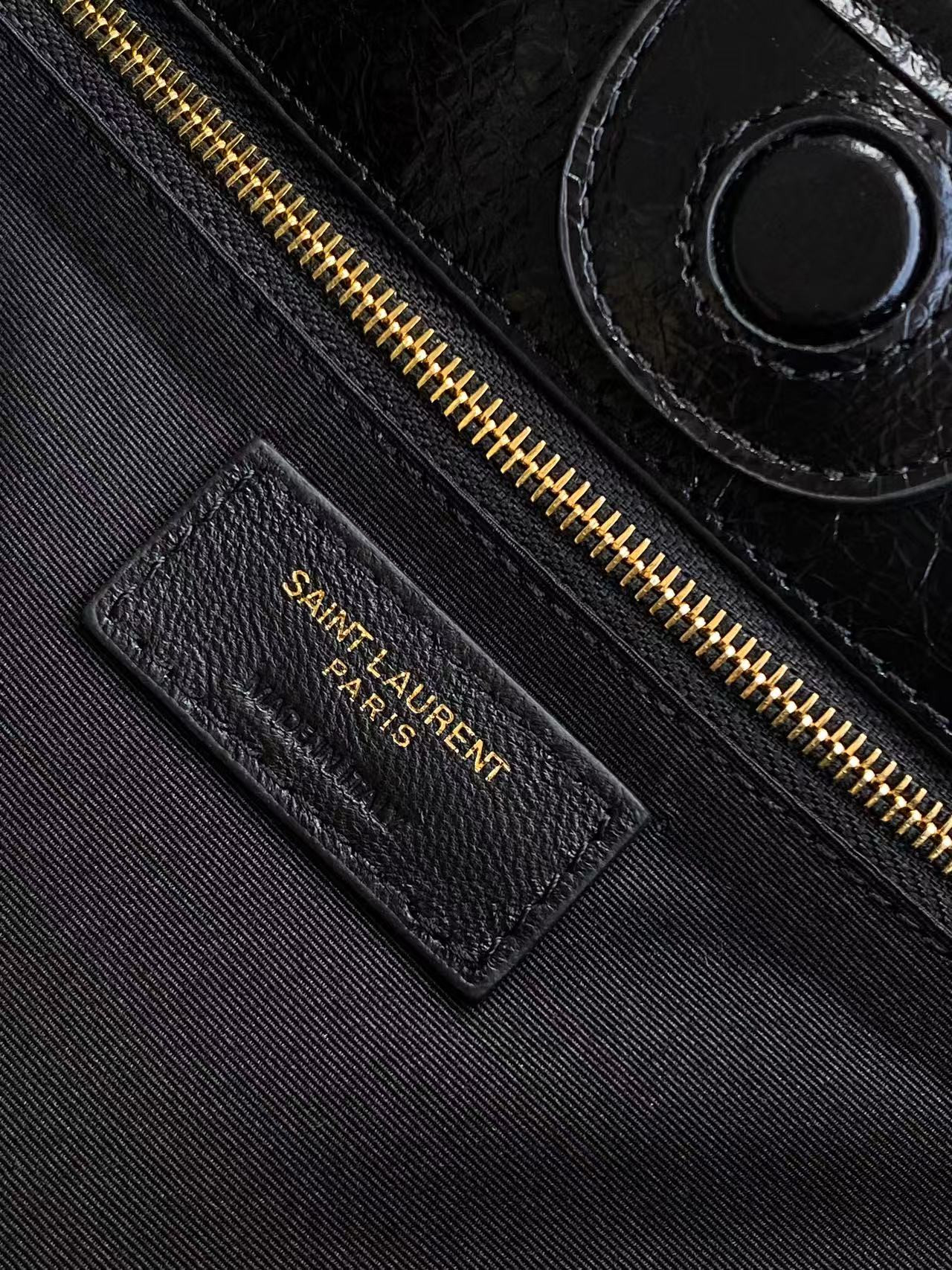 Y51 NIKI Small Shopping in Vintage Leather 25x30x8-12cm