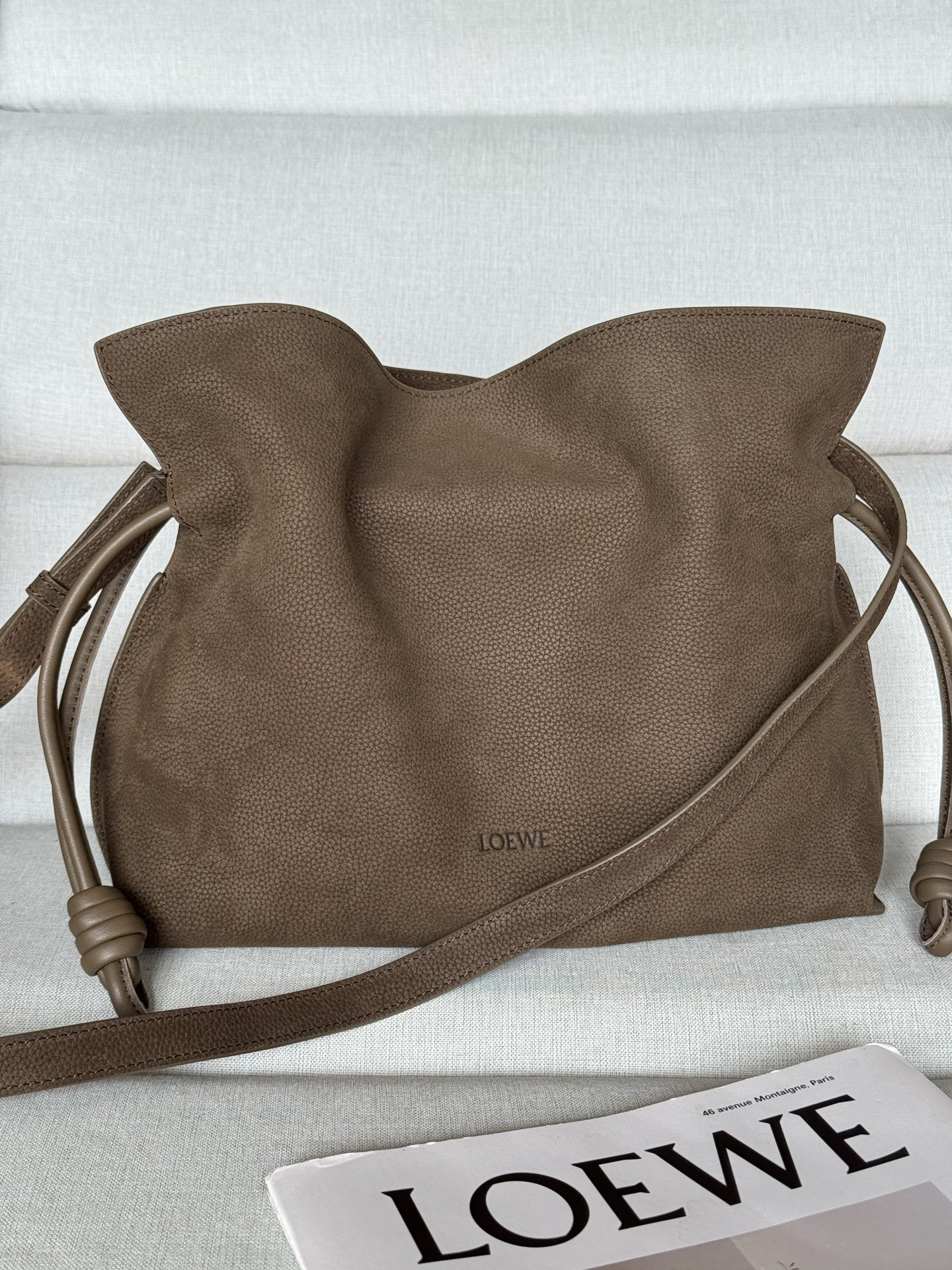 L0ew* Medium Flamenco Clutch in Grained Nubuck 24.5x30x10.5cm