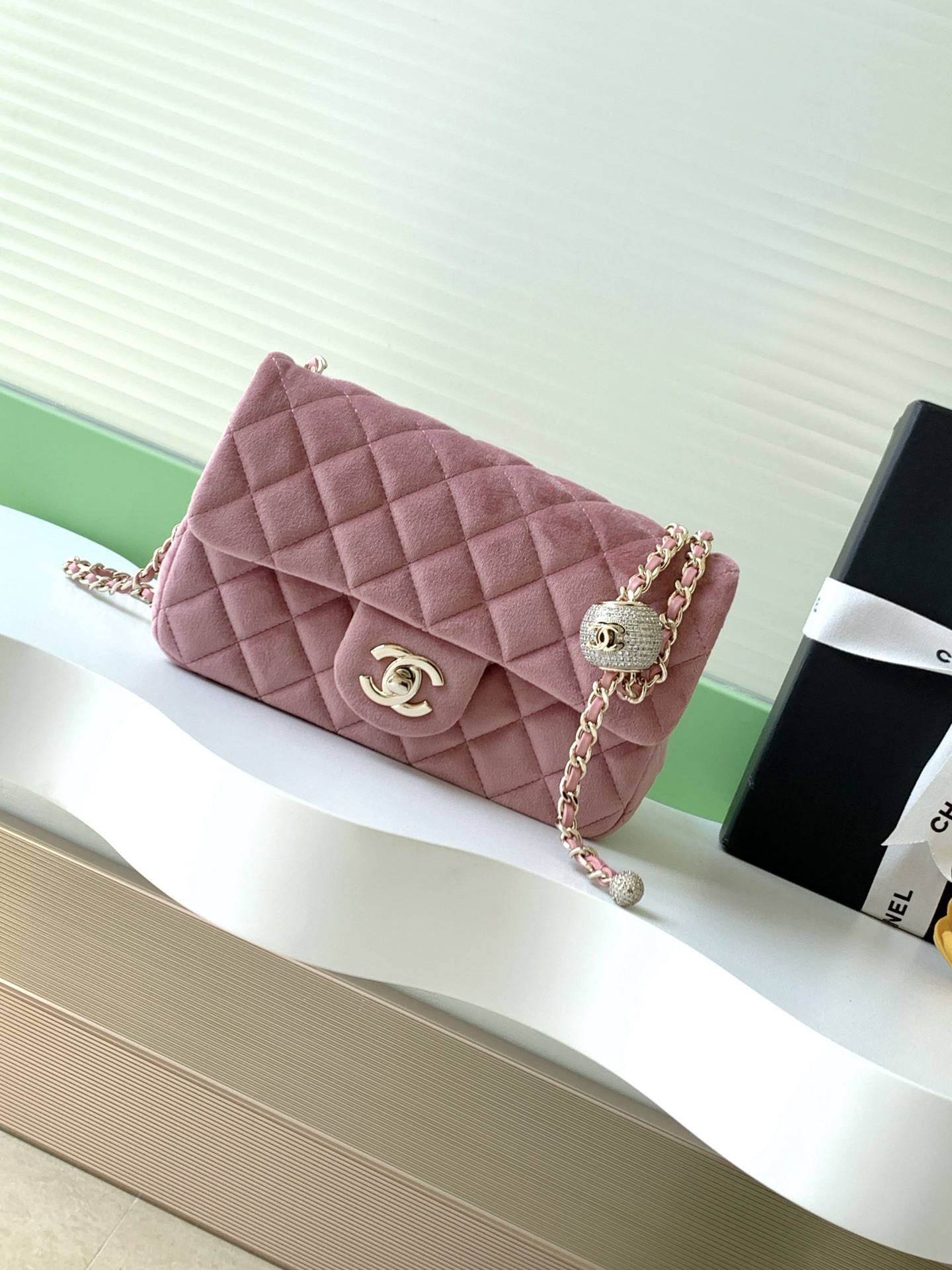 Ch**el MINI FLAP BAG 12×20×6 cm