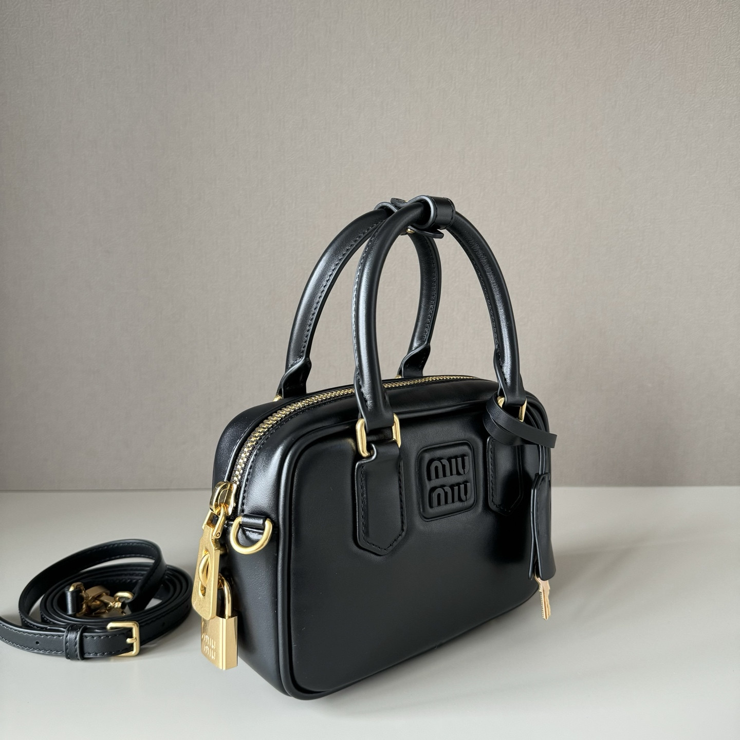 Miu Miu Arcadie Leather Bag 13x19x6cm