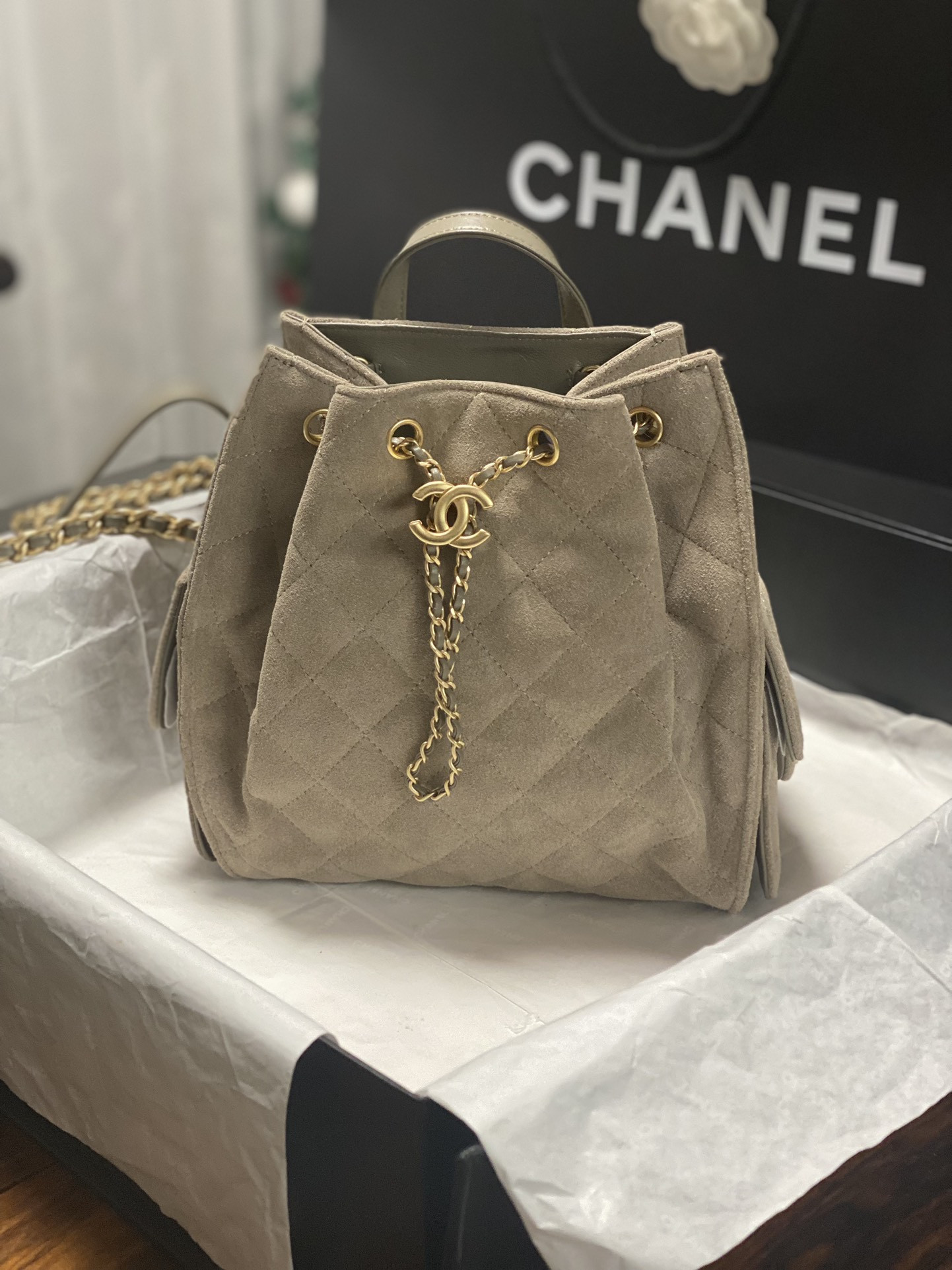 Chanel 25 Medium Backpack AS5600 23x23x14cm