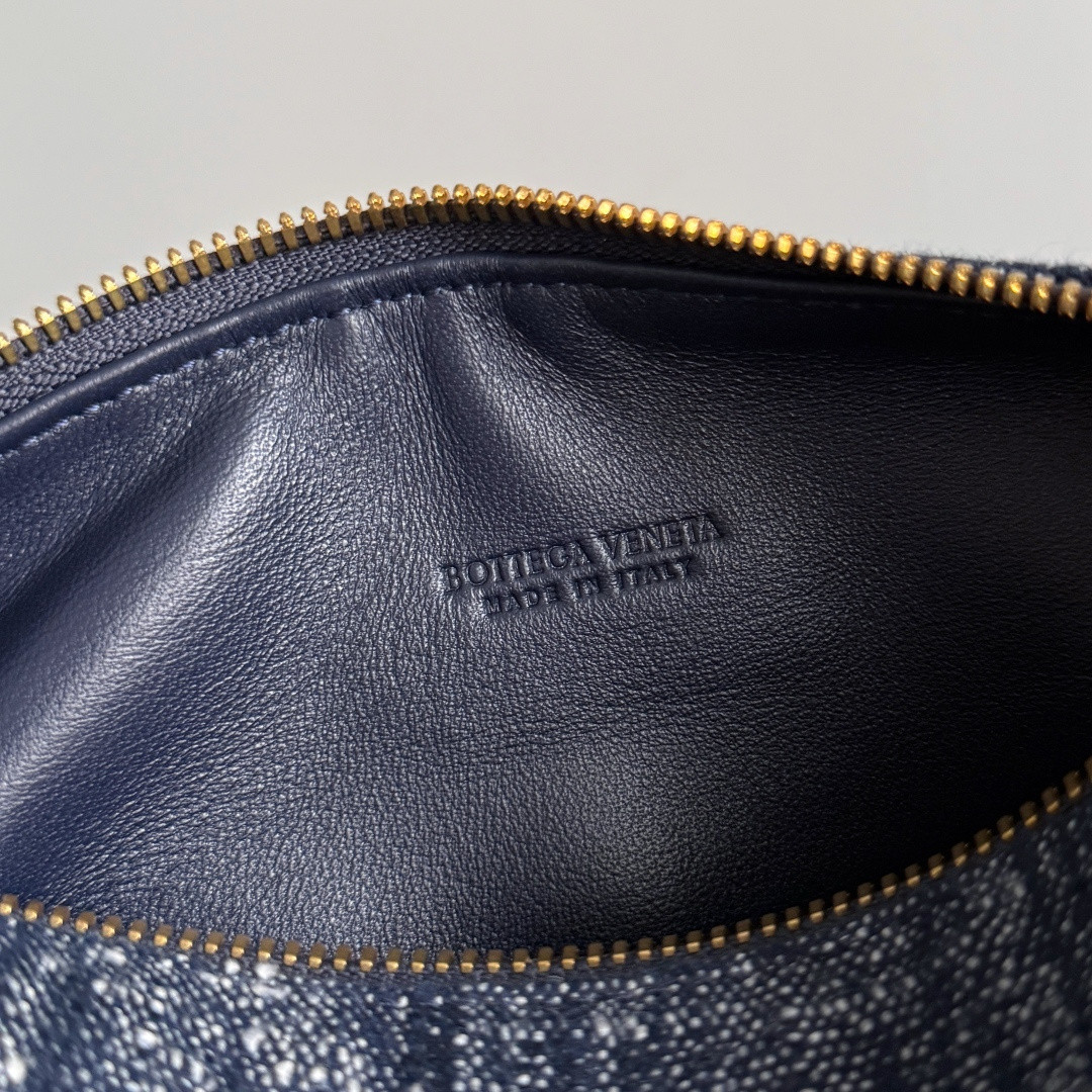 B0tt*ga Ven*ta Wallace 13x20x9.5cm