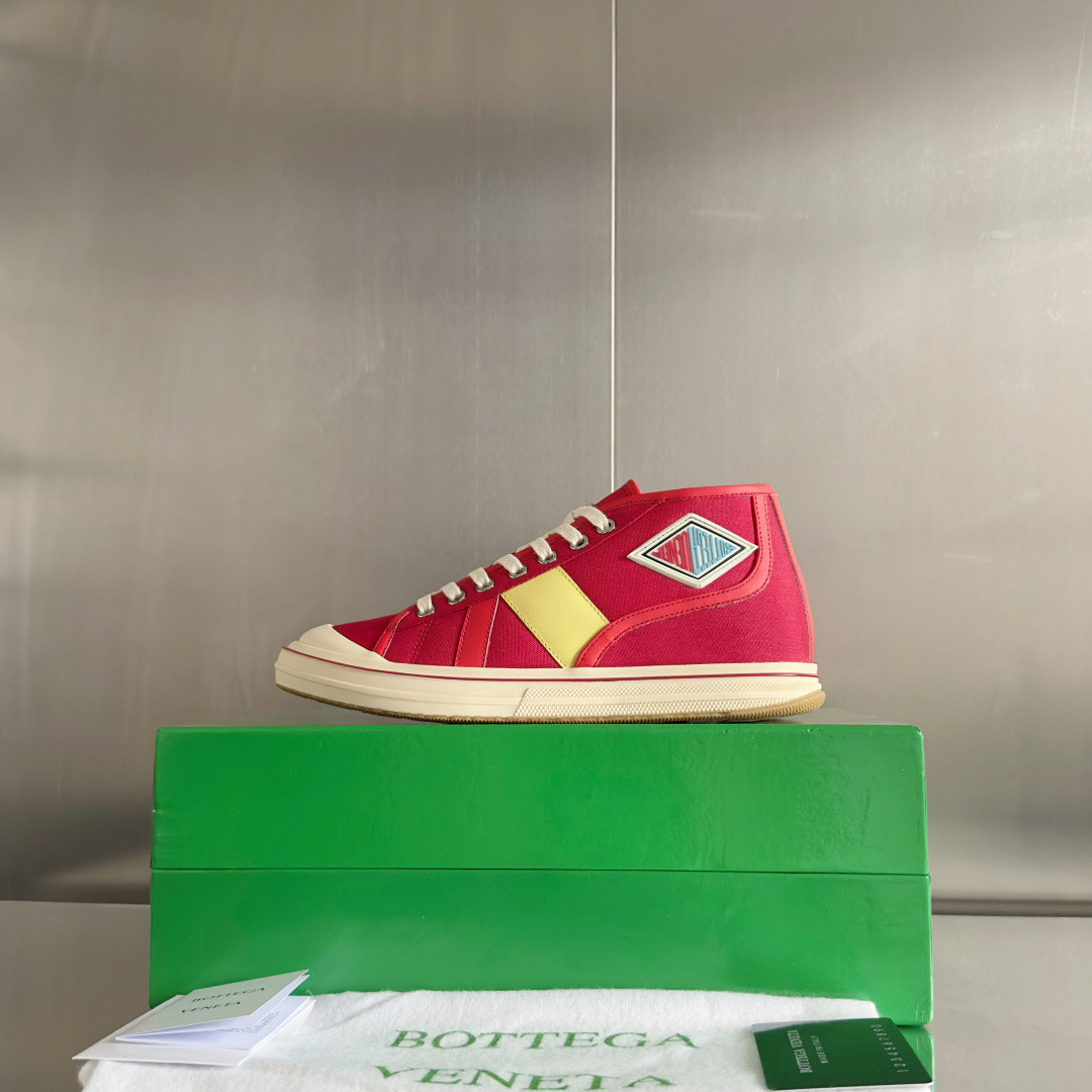 UA Bottega Veneta Eliot Sneaker