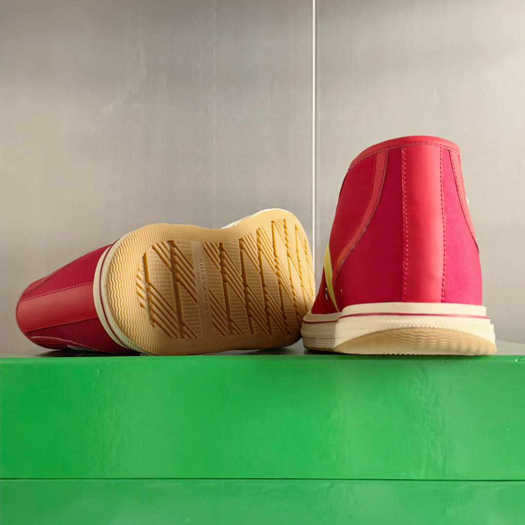 UA Bottega Veneta Eliot Sneaker