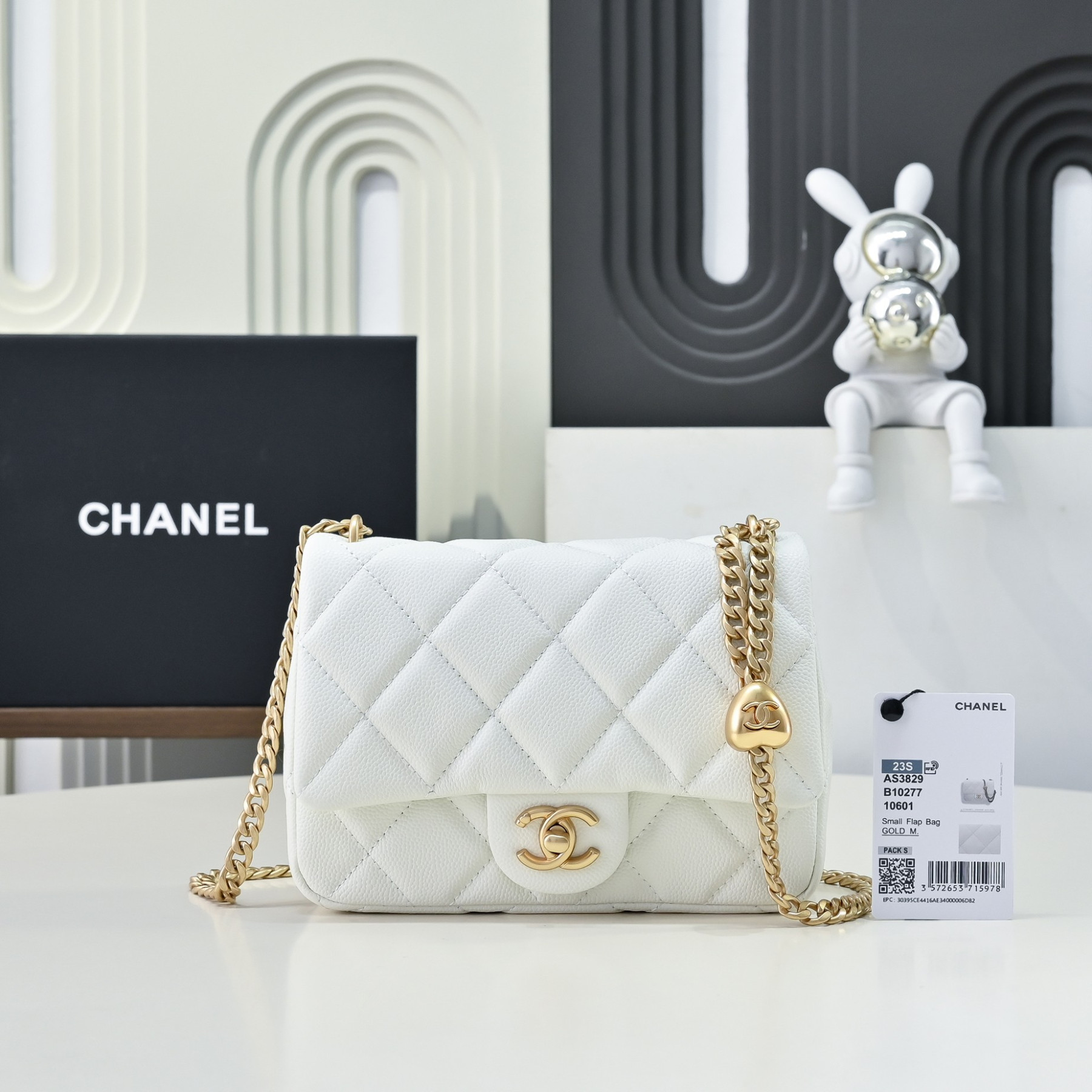 Chanel 23P Flap Bag AS3829 14x20x8cm