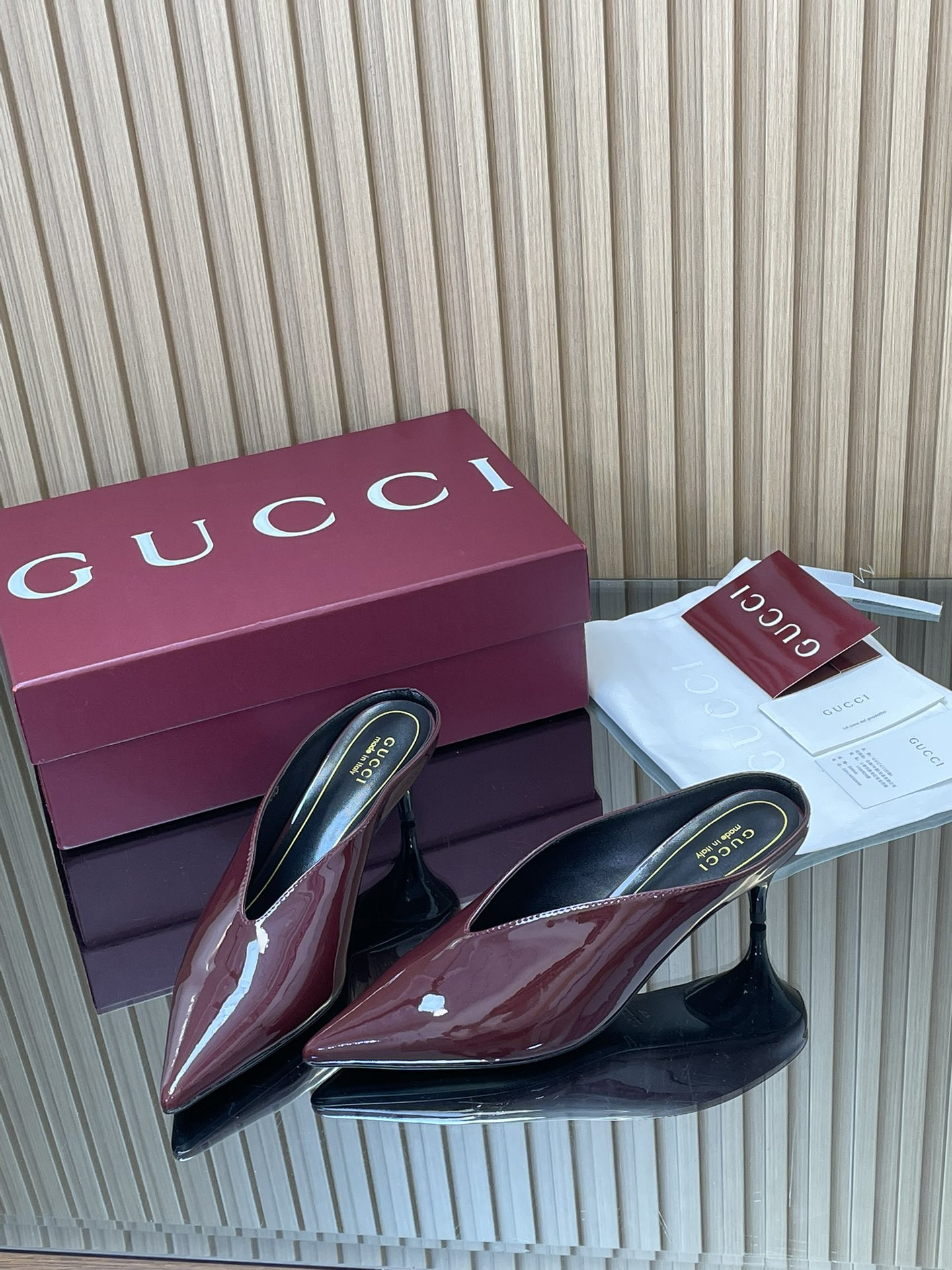 ua Gvc*1 97 heeled mule