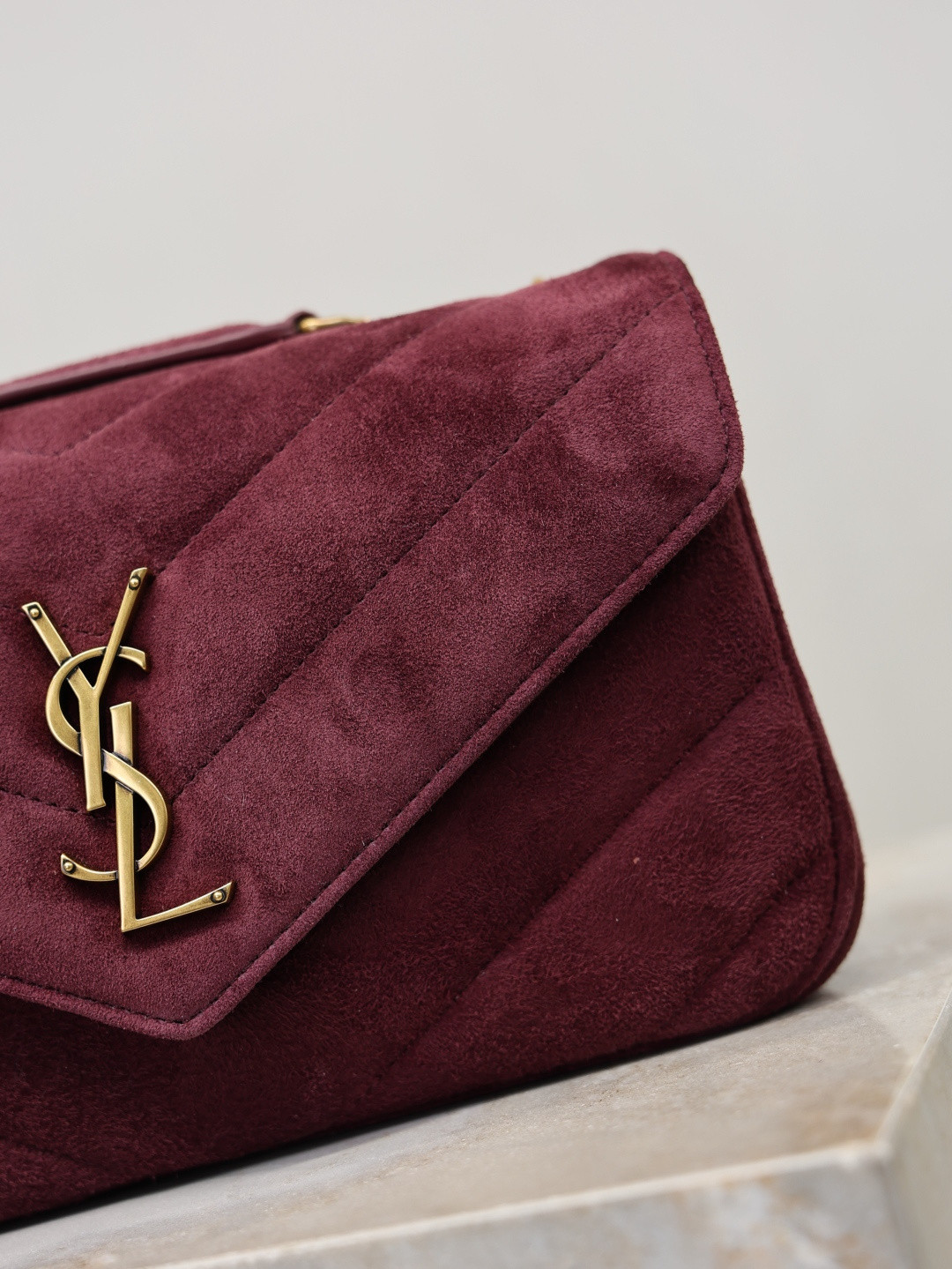 YSL LOULOU small in Suede 24x14x6cm