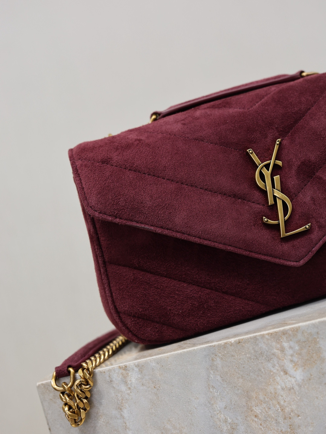 YSL LOULOU small in Suede 24x14x6cm