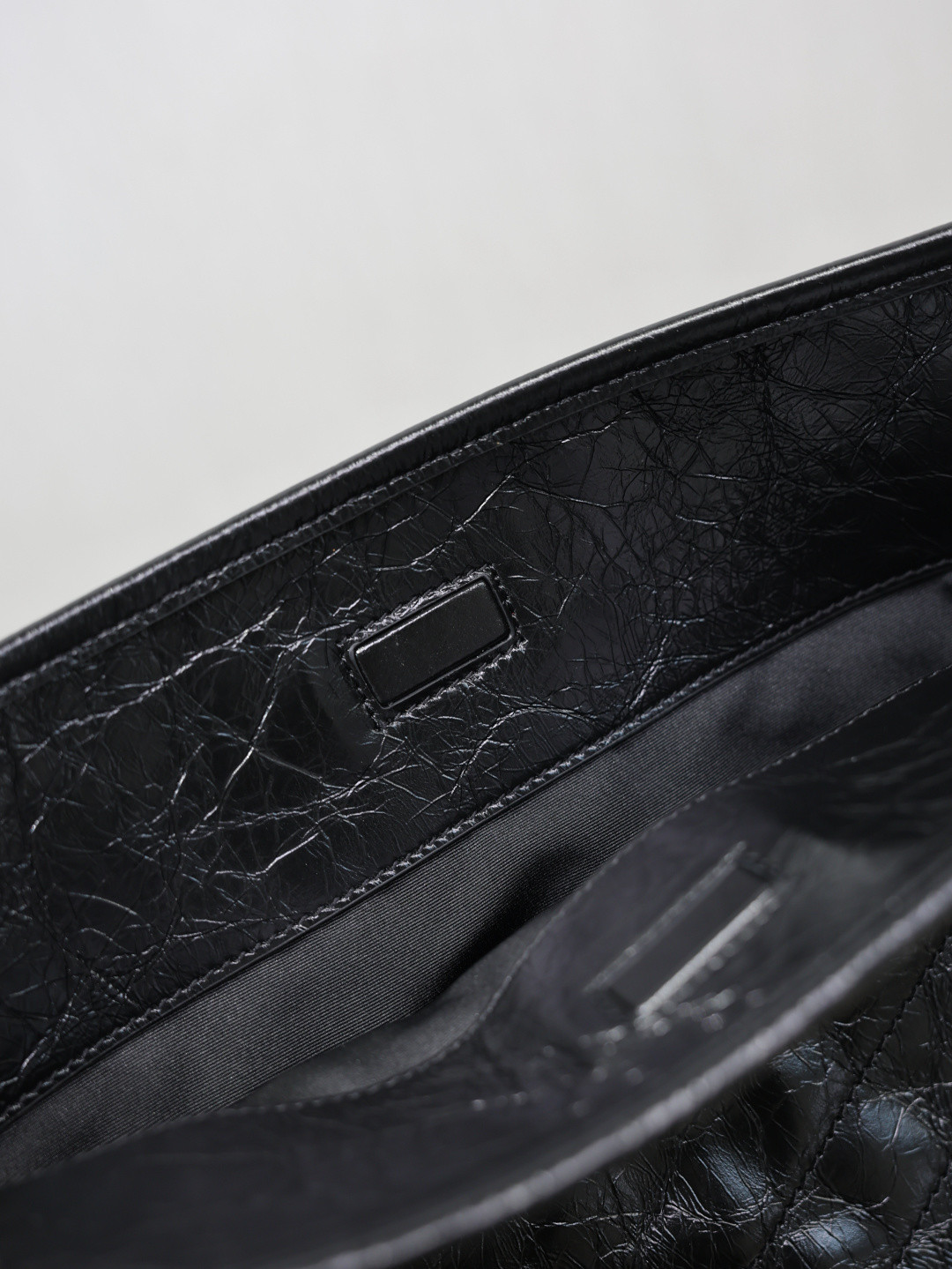 YSL NIKI Supple Bucket 33x16x40cm