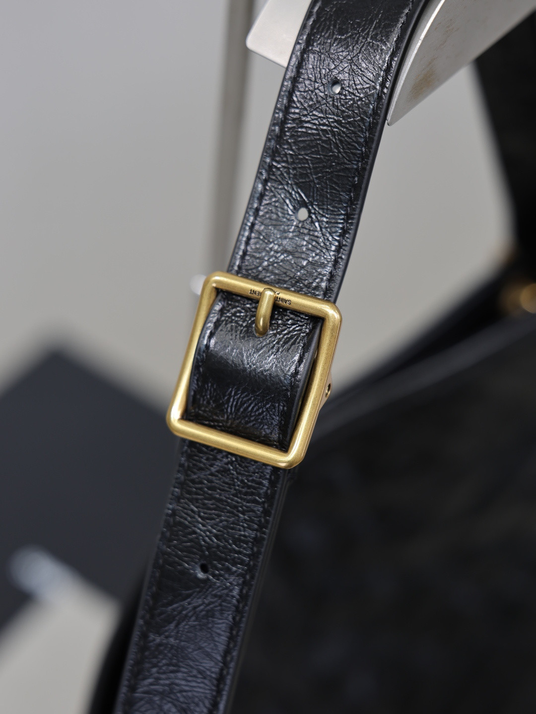 YSL NIKI Supple Bucket 33x16x40cm