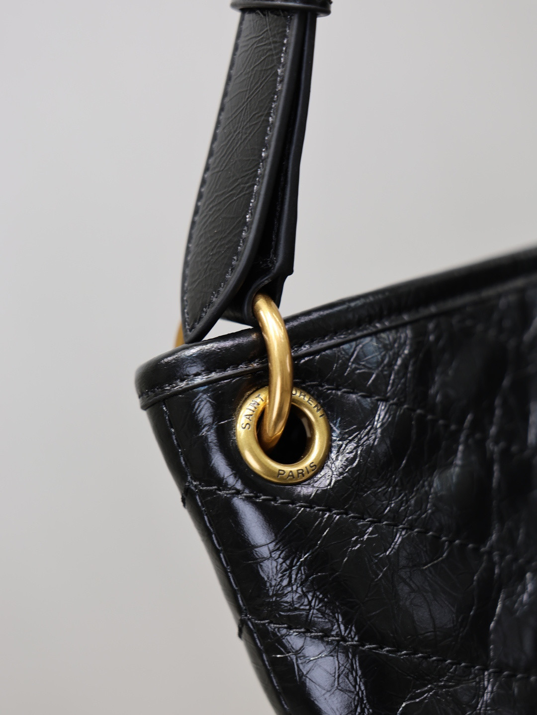 YSL NIKI Supple Bucket 33x16x40cm