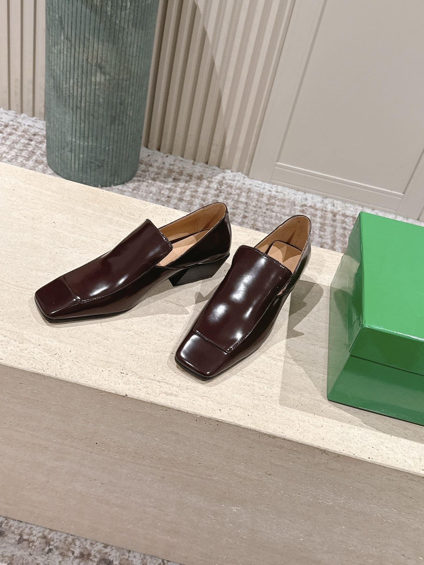 UA Bottega Veneta Ventura Loafer