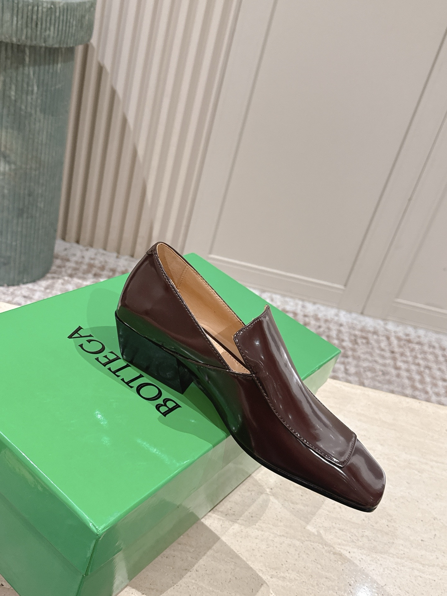 UA Bottega Veneta Ventura Loafer