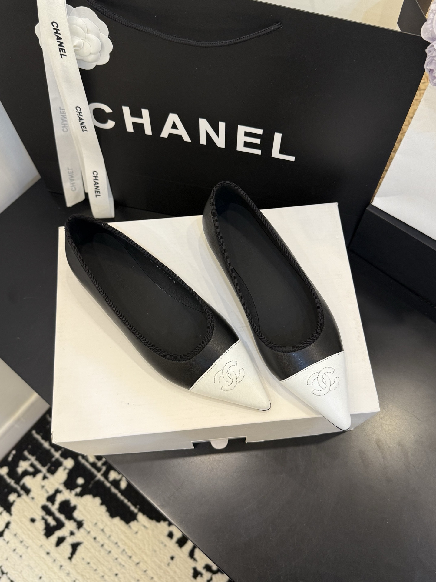 UA Chanel Ballet flats