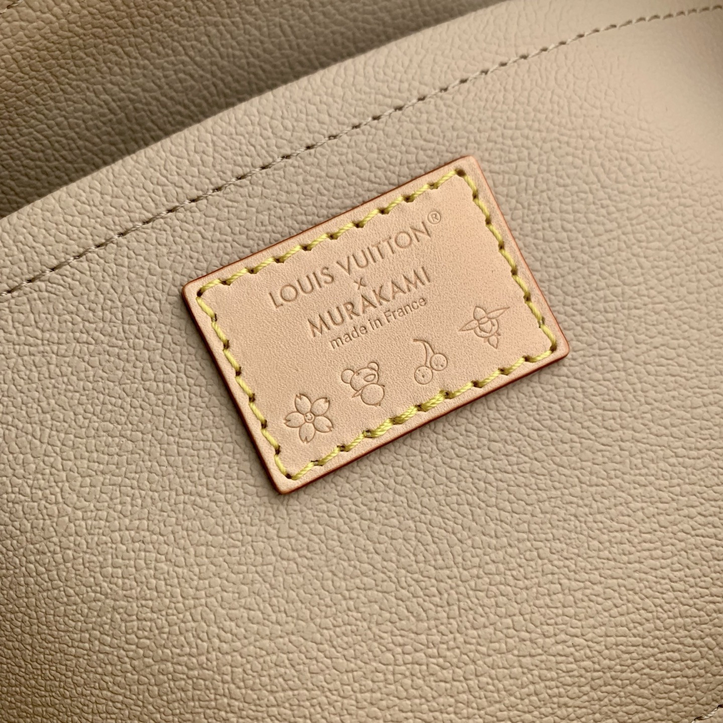 LV x TM Cruiser Toiletry Bag M27900 22x13.5x12cm